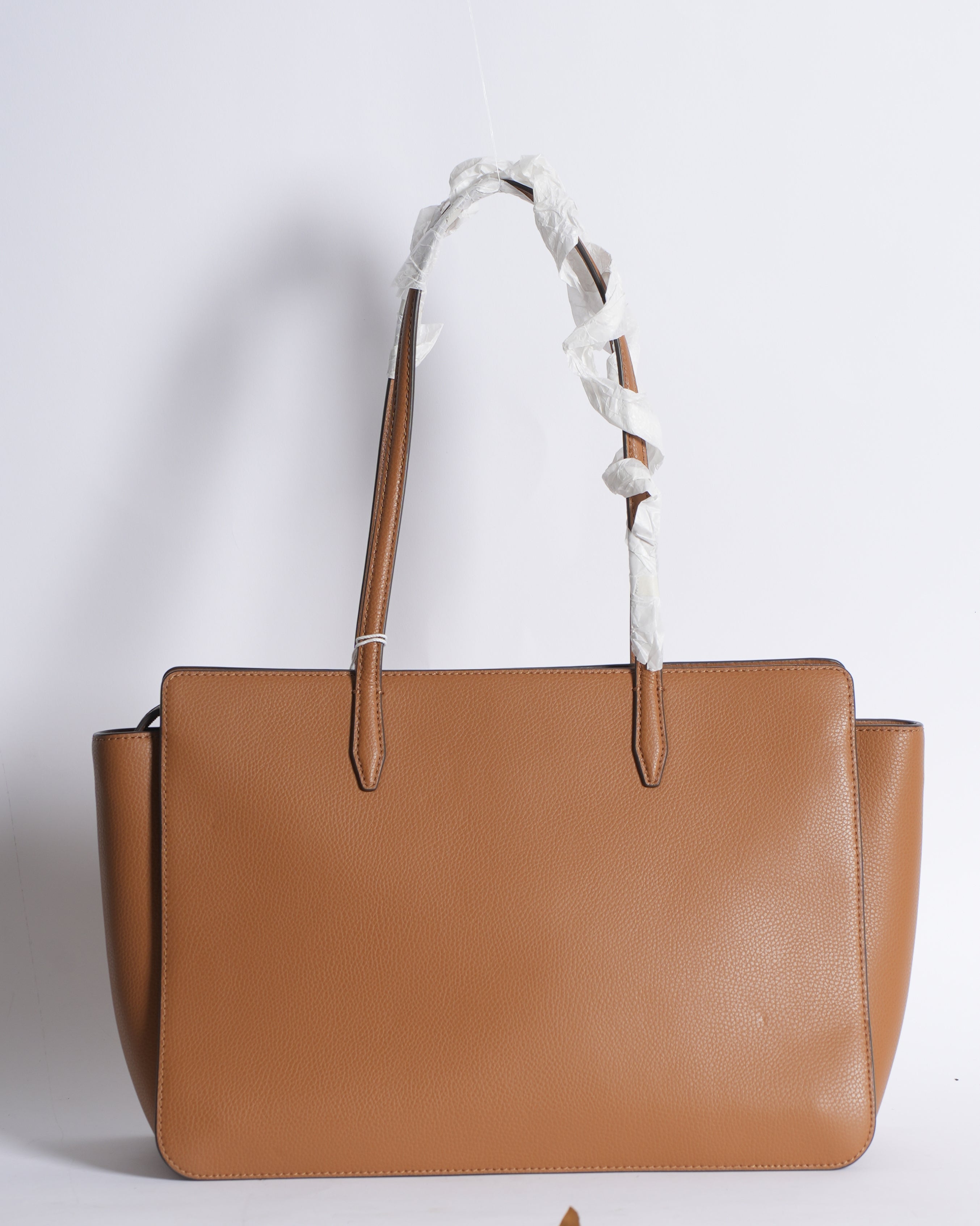 New Tory Burch Robinson Tote In Brown