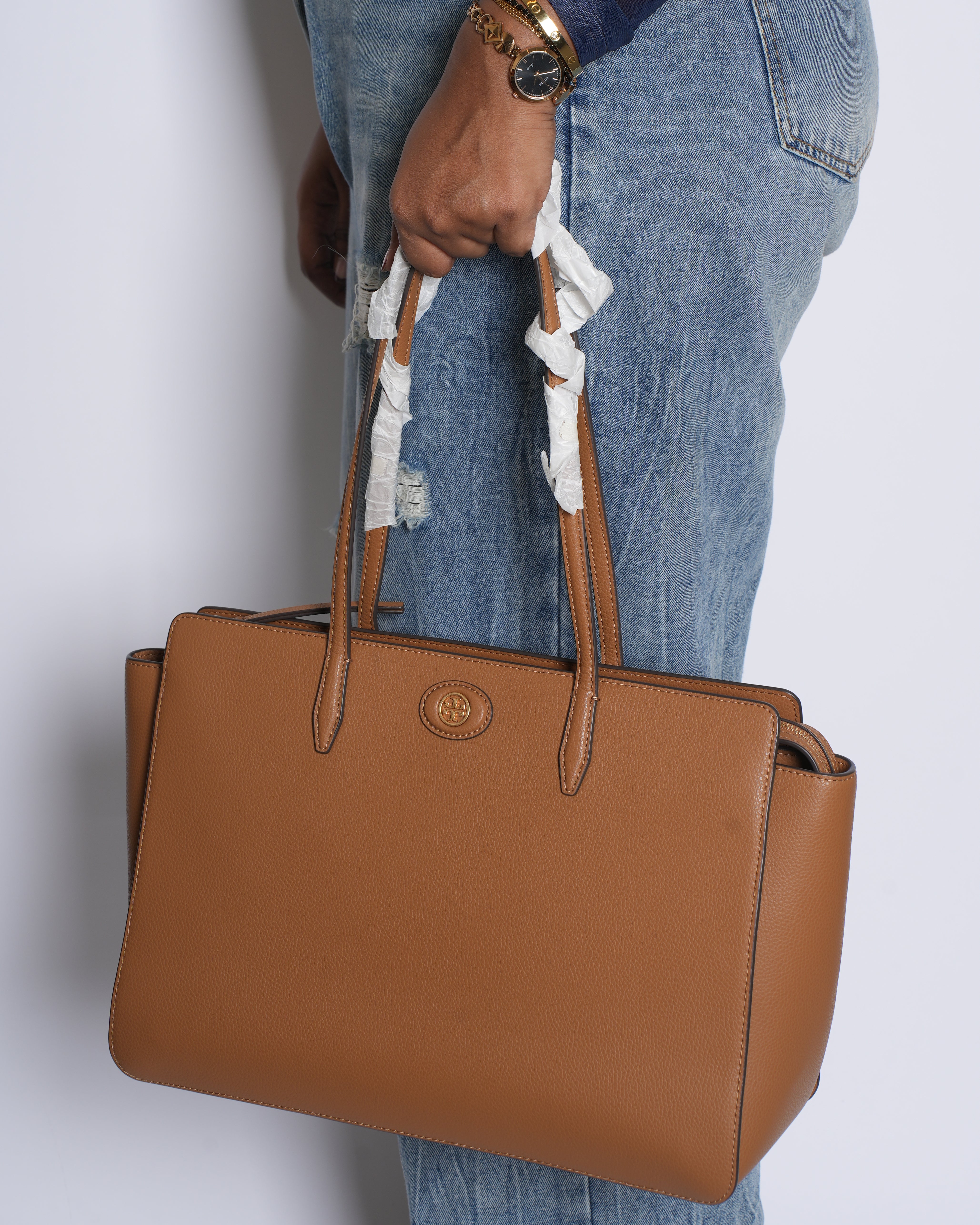 New Tory Burch Robinson Tote In Brown