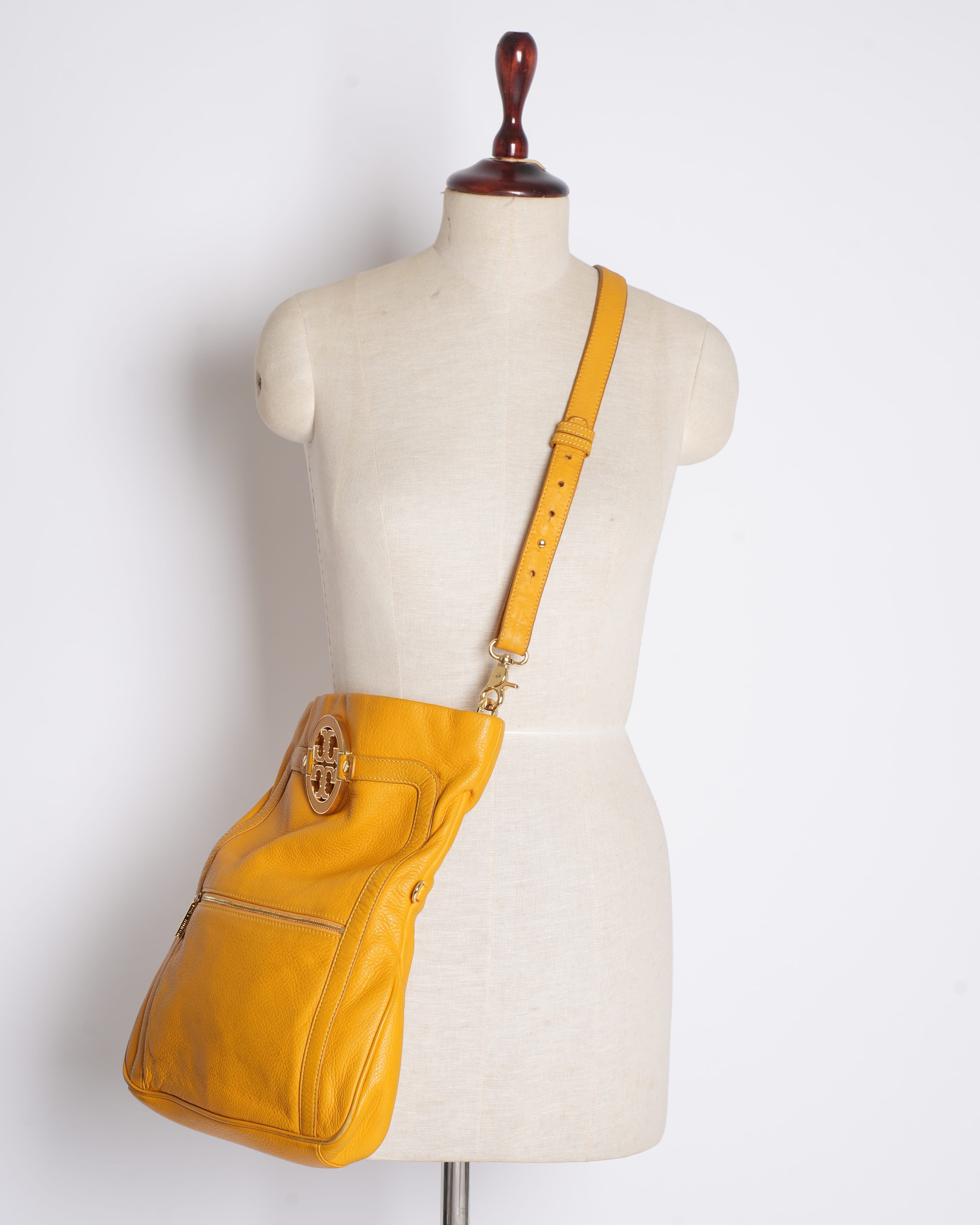 Tory burch amanda foldover crossbody bag