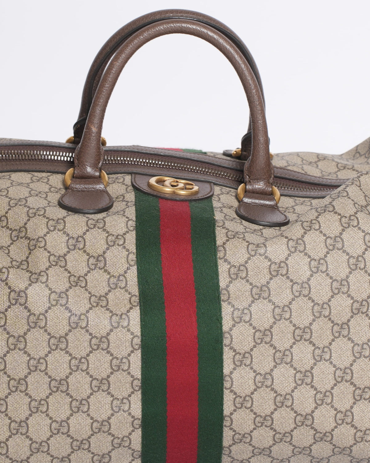 Gucci GG Supreme Medium Savoy Duffle Bag