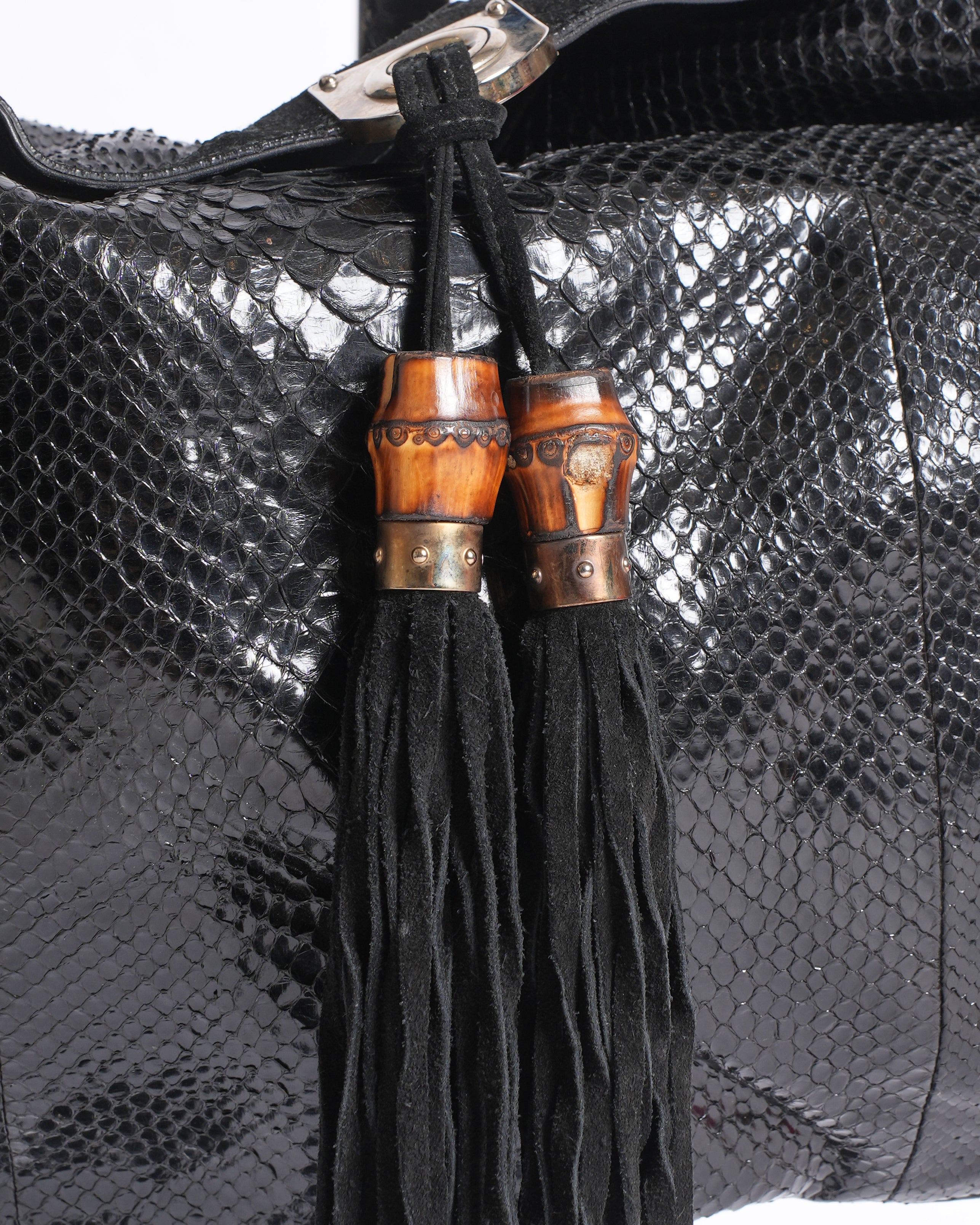 Gucci Indy Puthon Large Handbag In Black