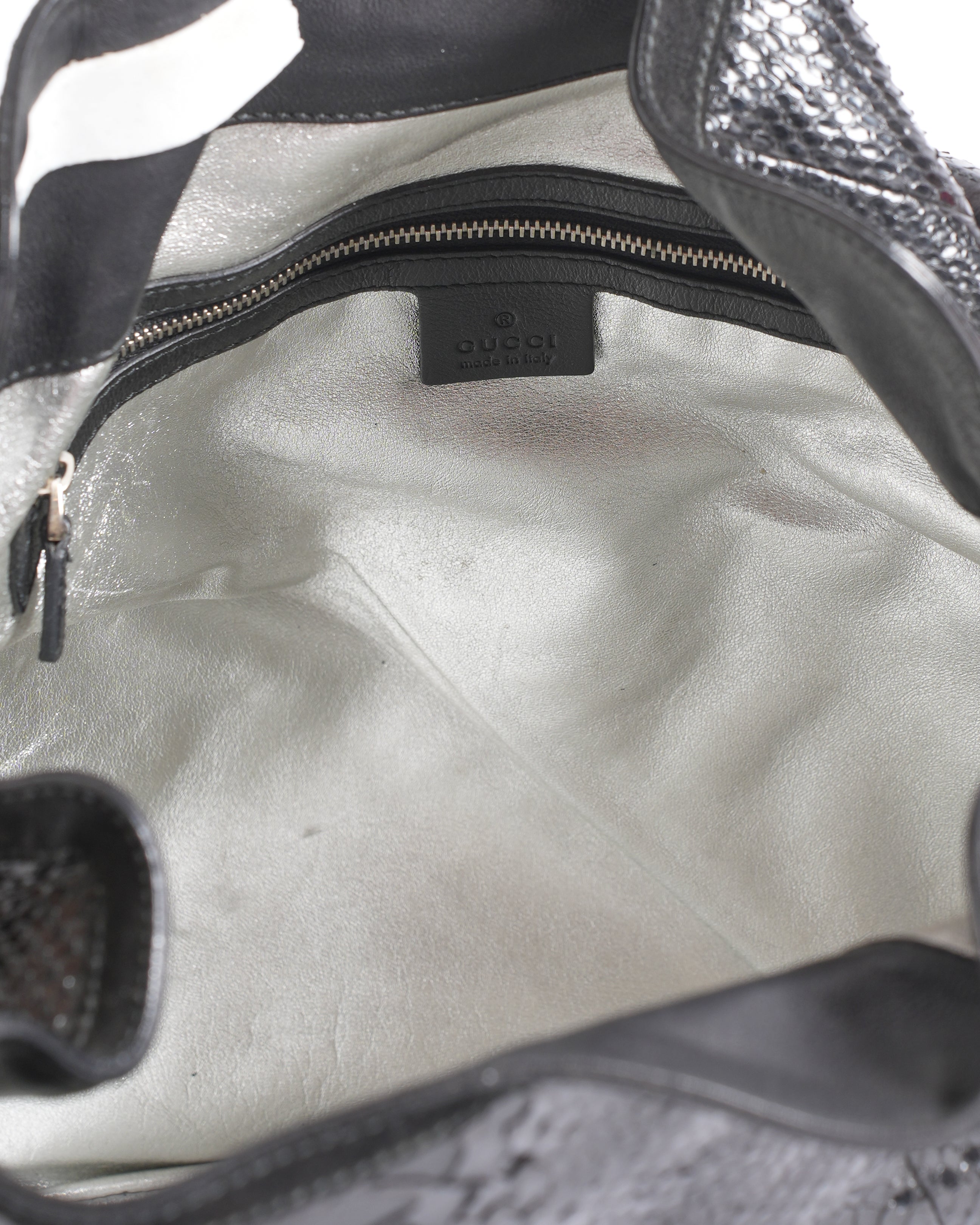 Gucci Indy Puthon Large Handbag In Black
