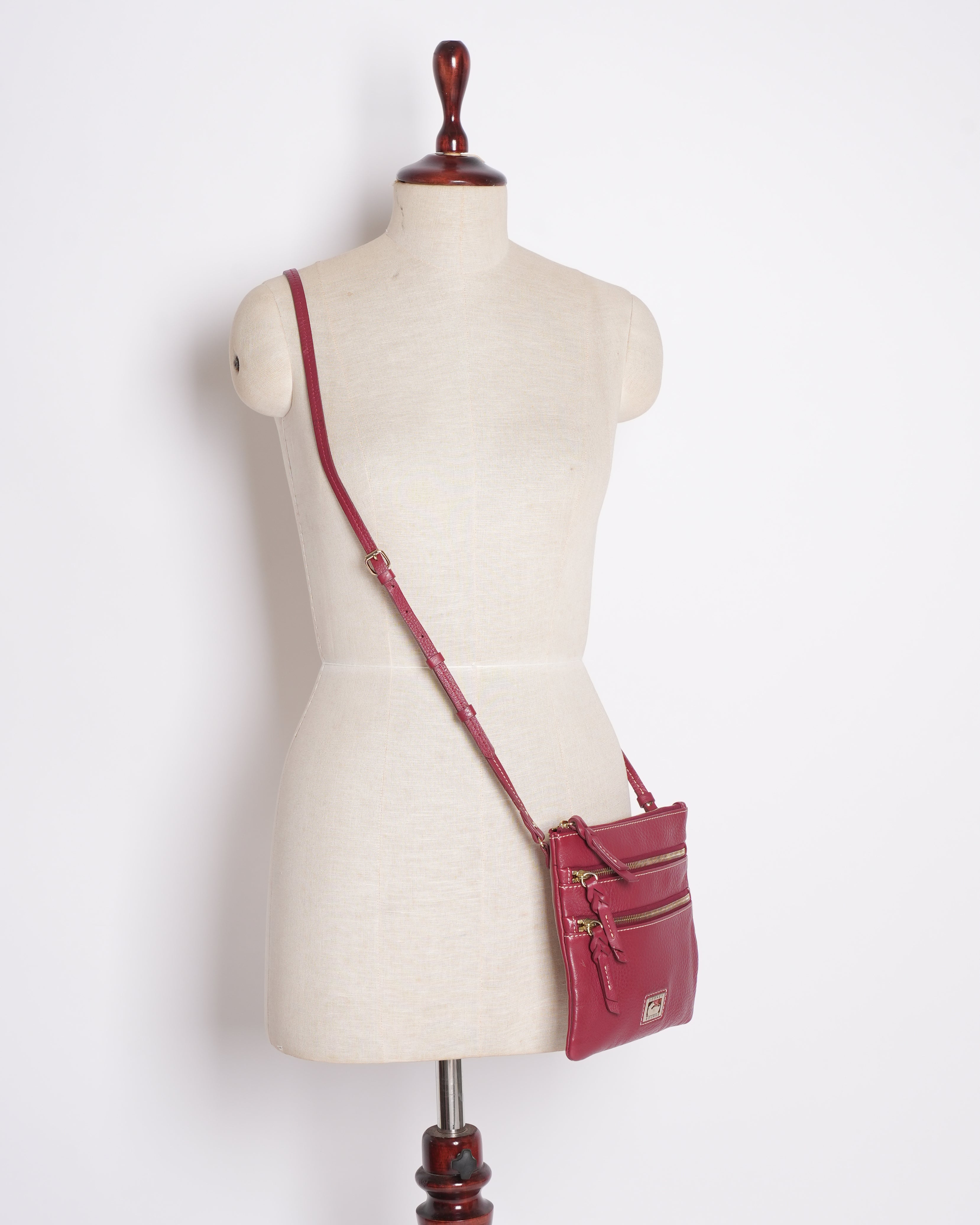 Dooney & Bourke crossbody bag