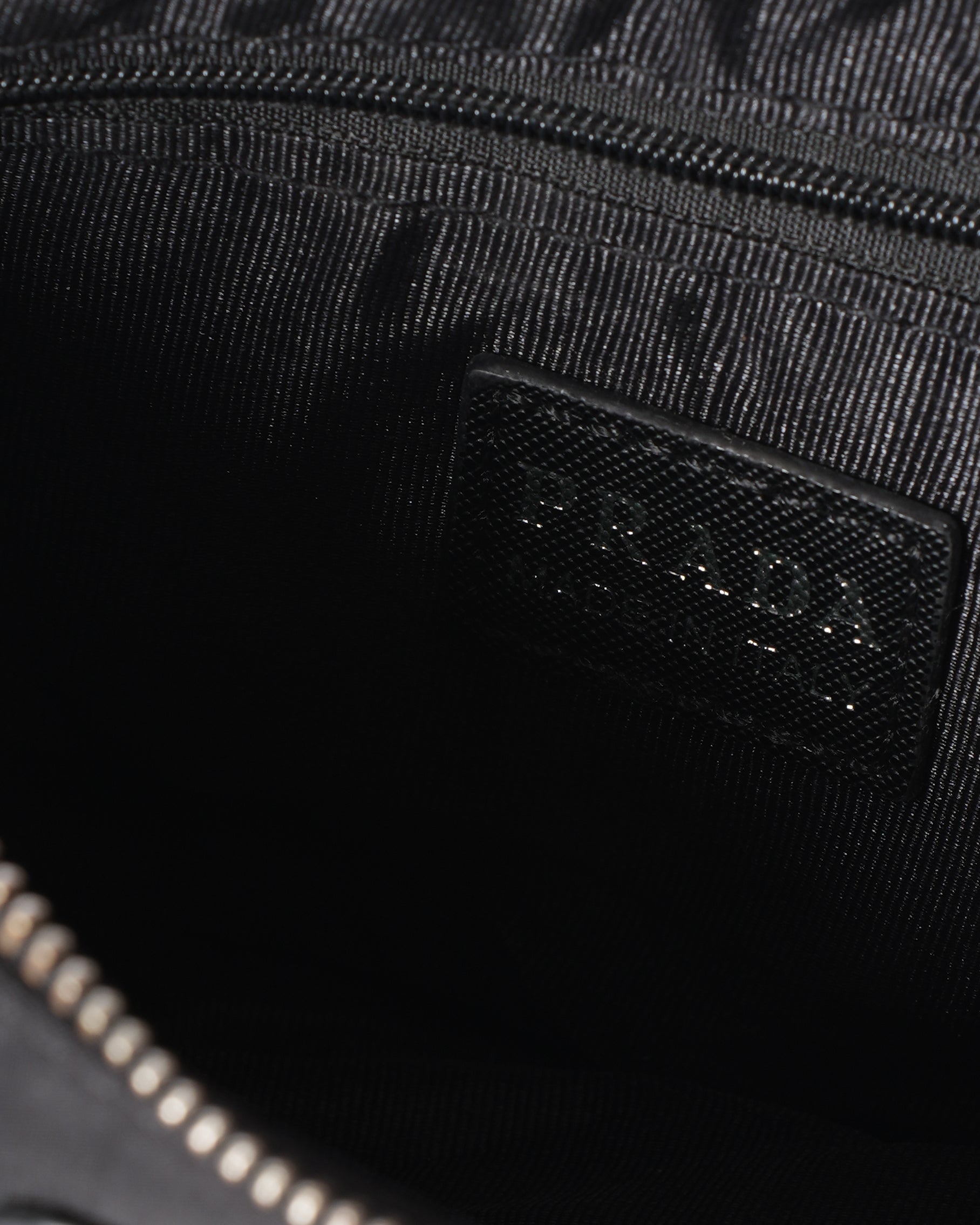 Prada Re-edition 2005 Re-nylon Shoulder Bag In Black