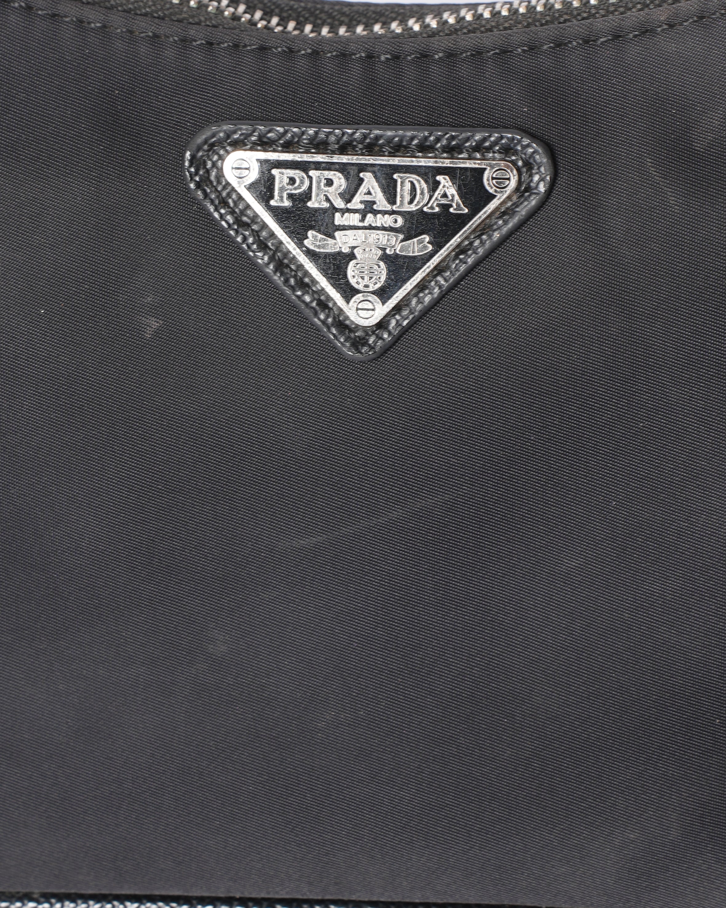 Prada Nylon Re-edition 2005 Shoulder Bag In Black