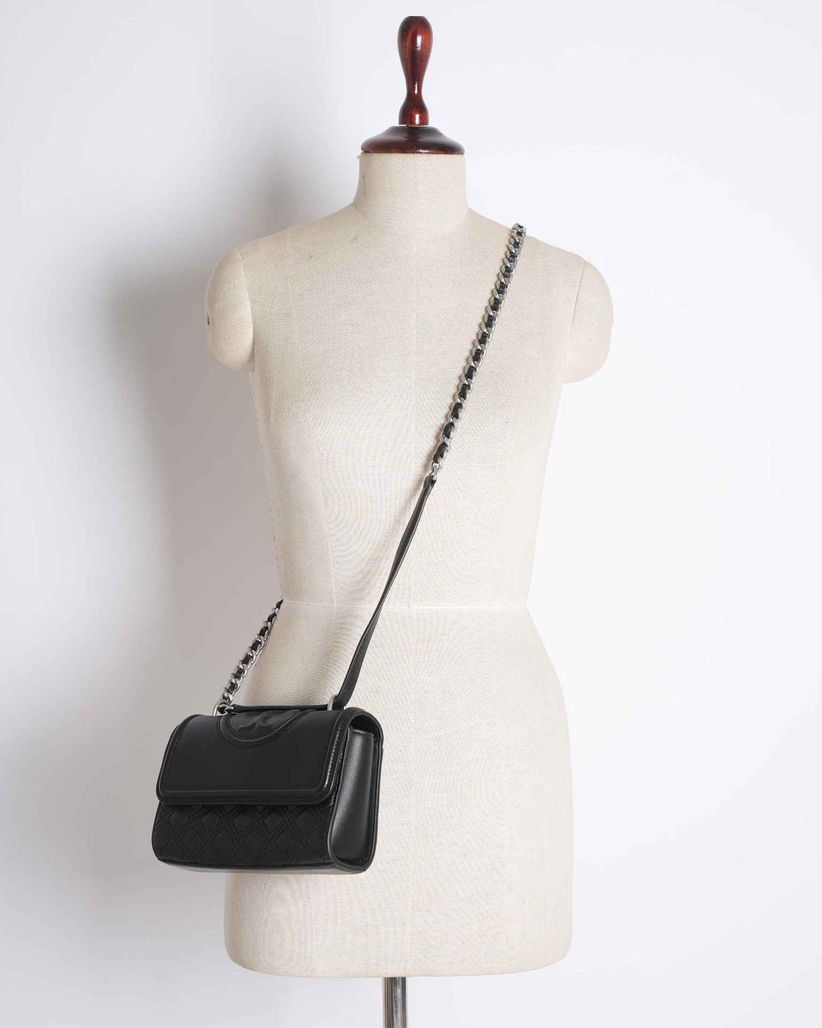 Tory Burch Quilted Fleming Convertible Shoulder Bag In Black