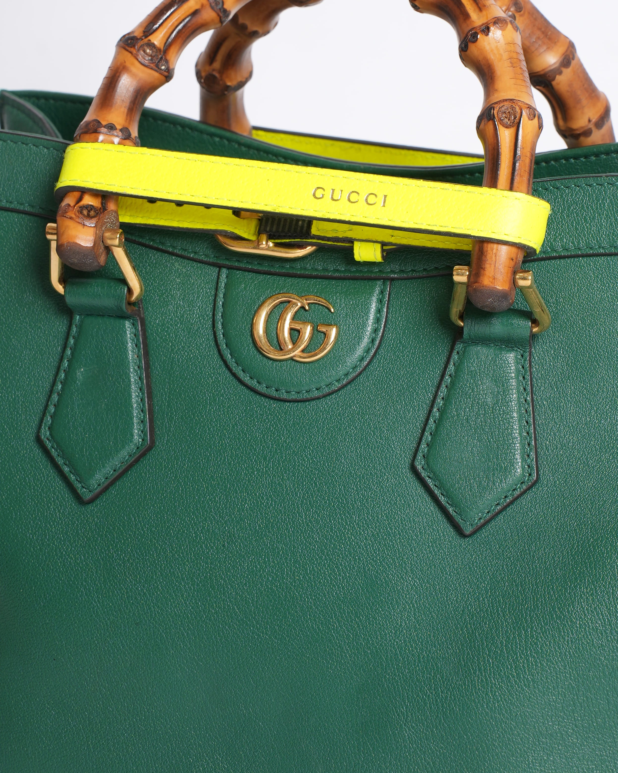 Gucci Medium Diana Bag in Green