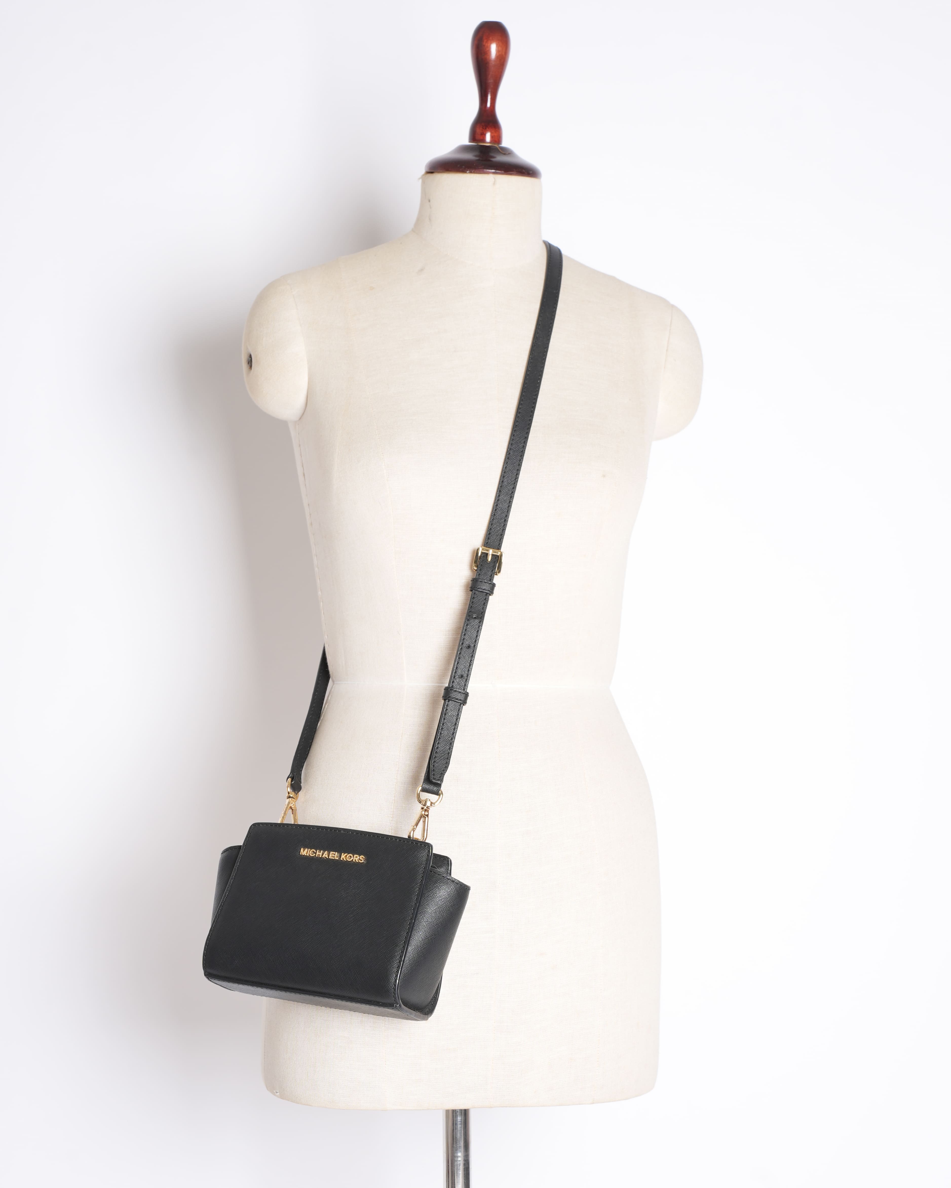 Michael Kors Crossbody Bag in Black