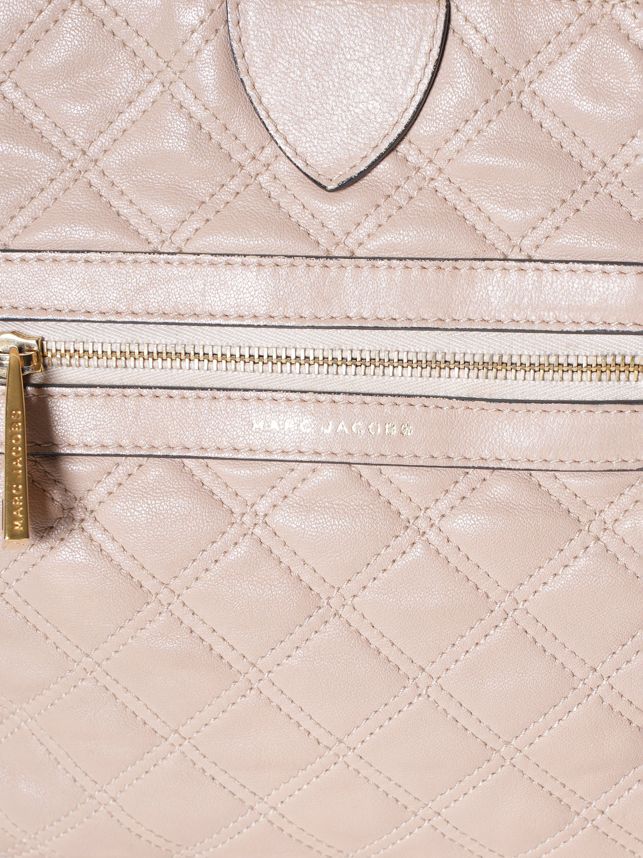 Marc Jacobs Nude Leather Quilted Shoulder Bag