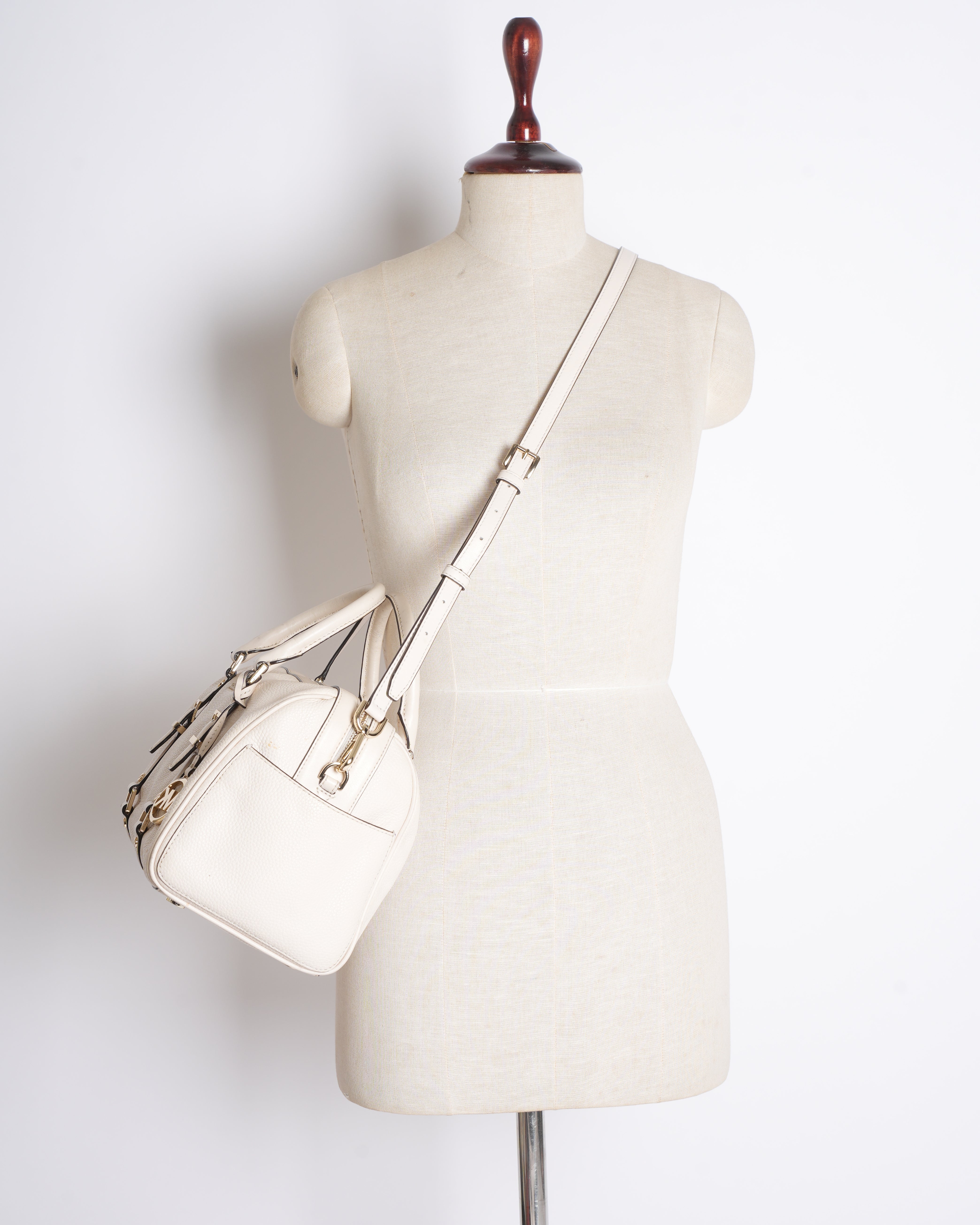 Michael kors bedford legacy bag