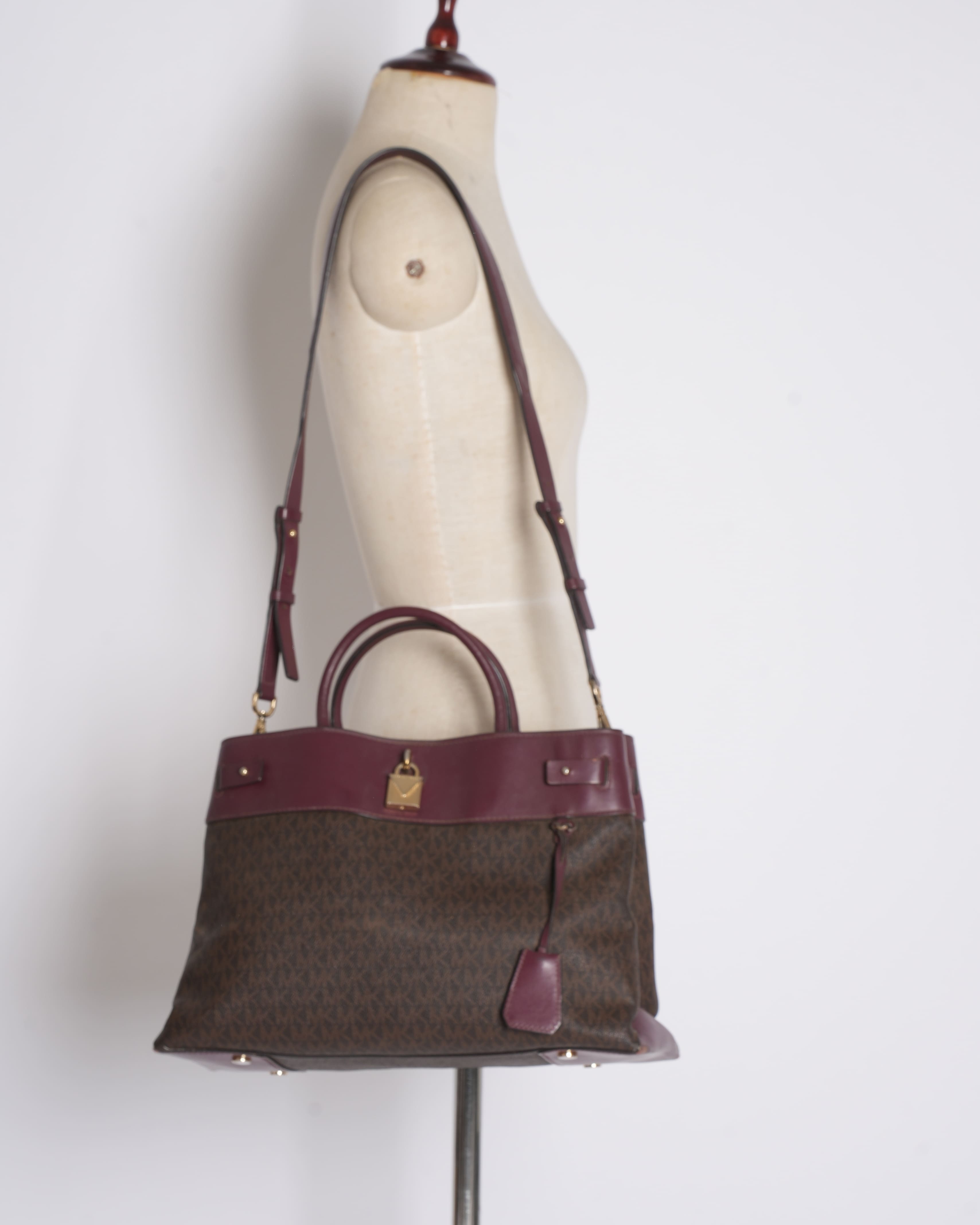 Michael kors gramercy logo satchel bag