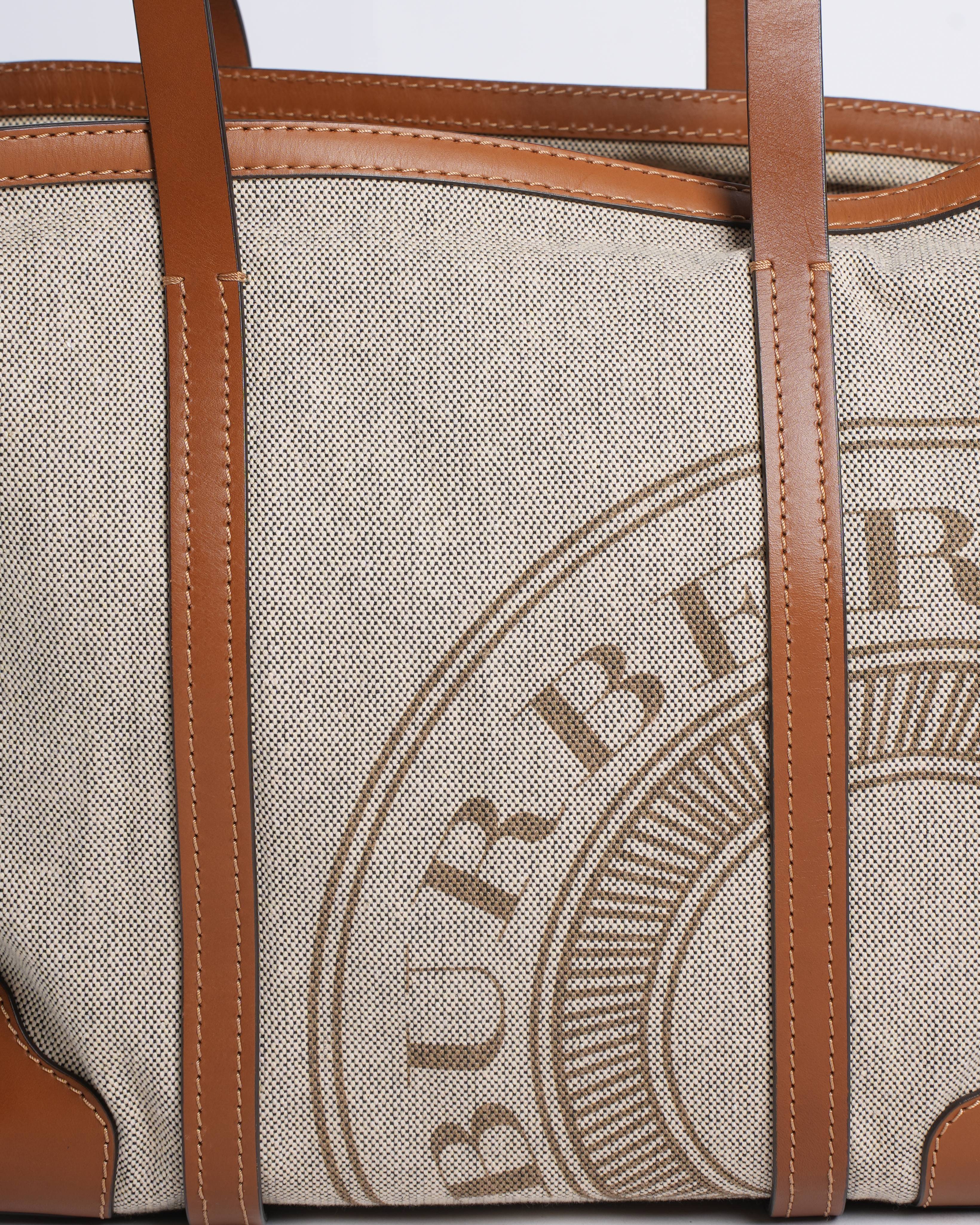 New Burberry 
Patterson Canvas Logo Tote