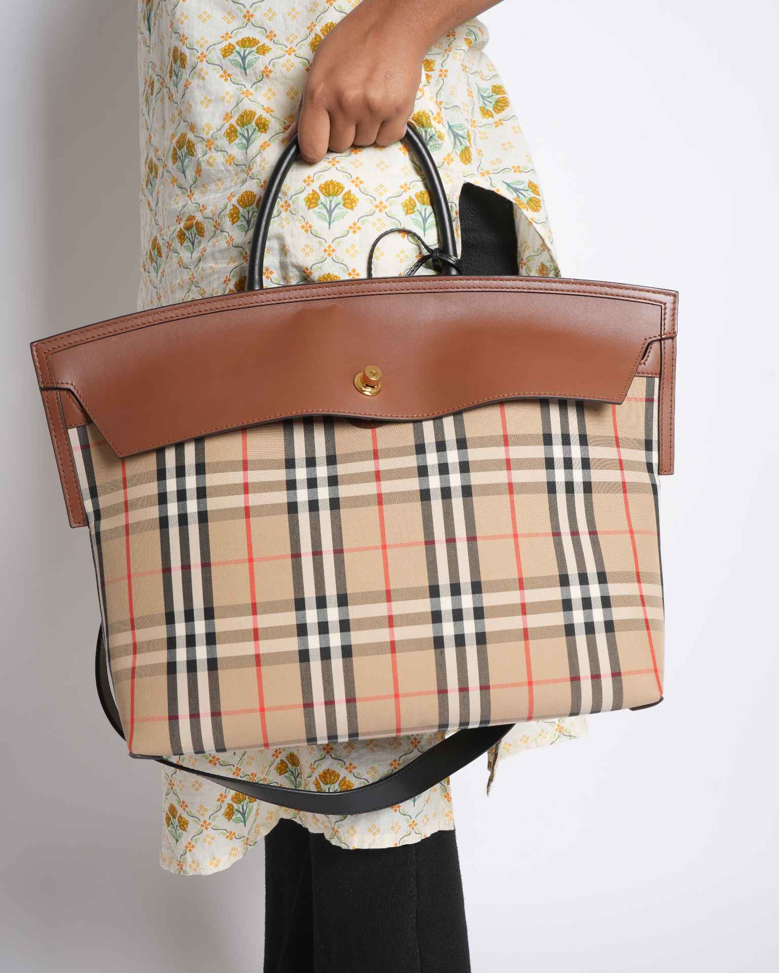 New  Burberry society top handle bag