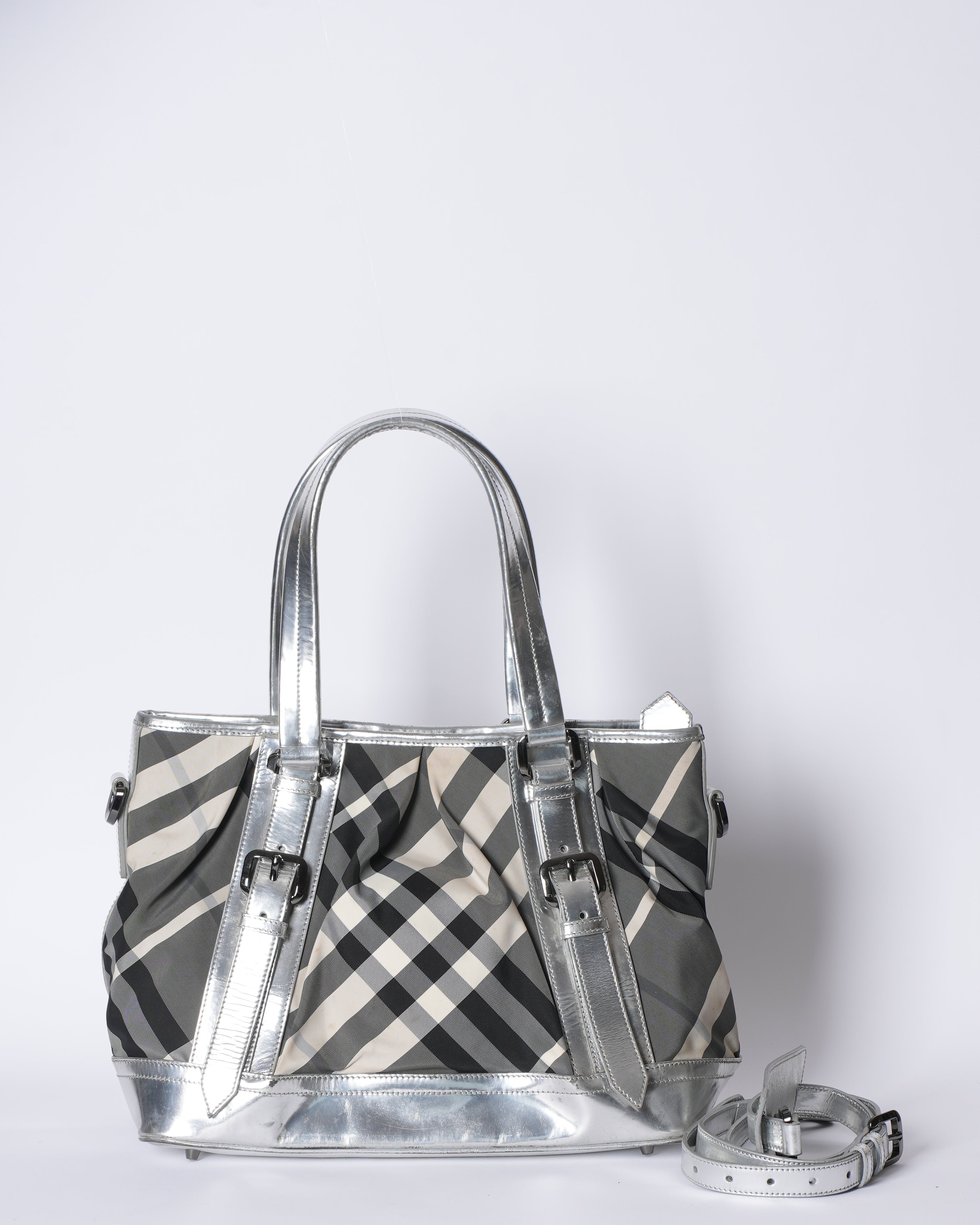 Burberry lowry bag online