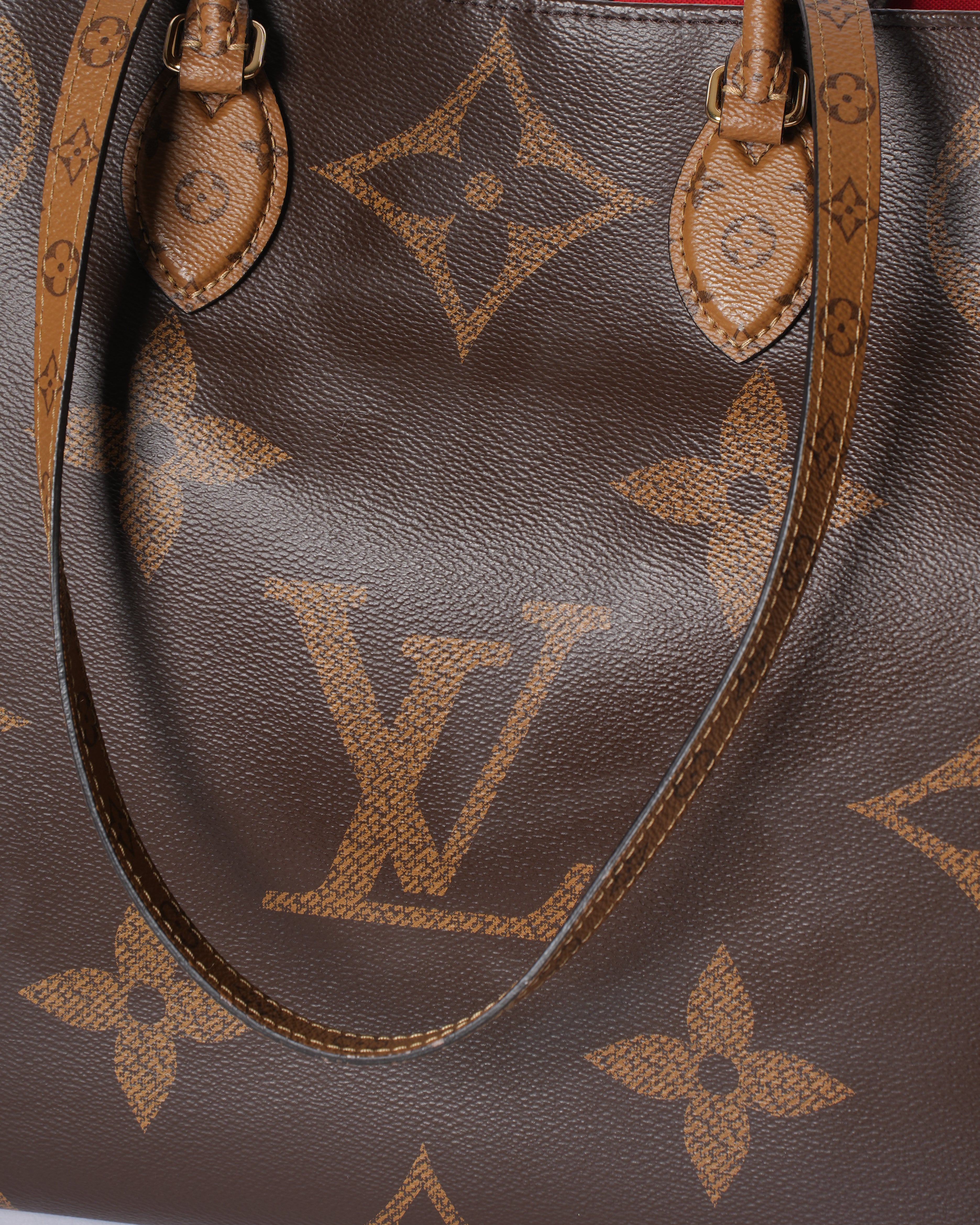 Louis Vuitton On The Go MM Bag