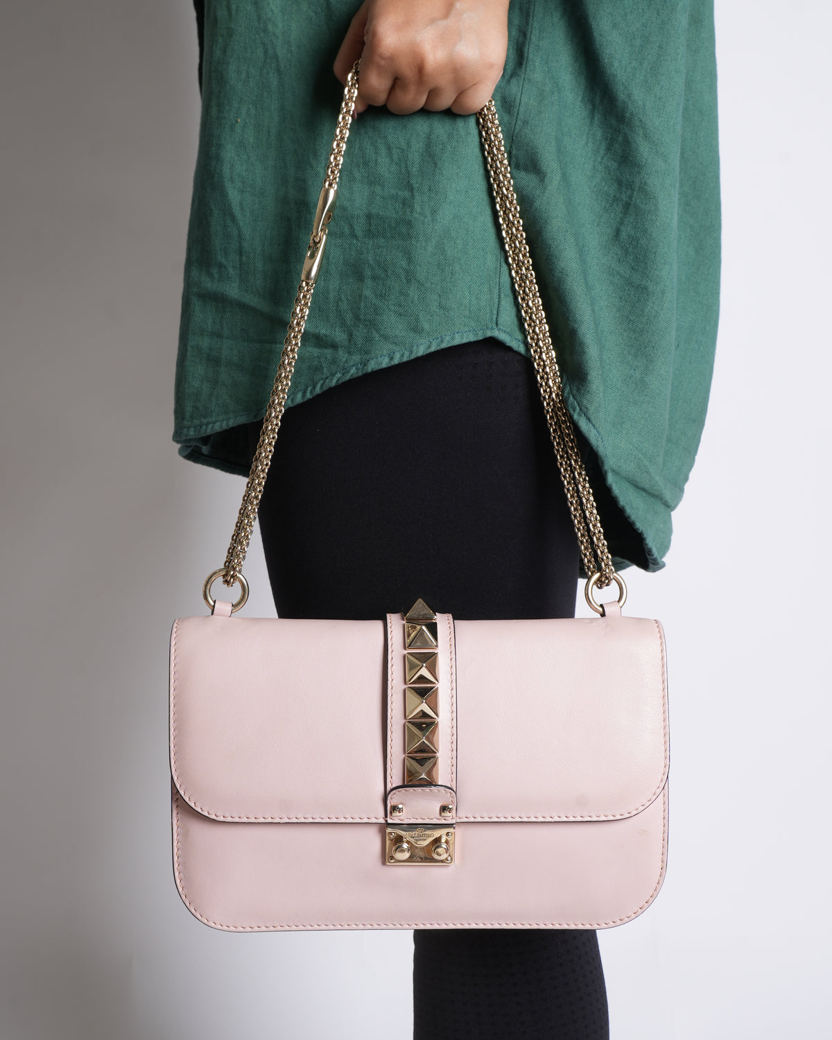 Valentino dusty pink Leather Medium Rockstud Glam Lock Flap Shoulder Bag