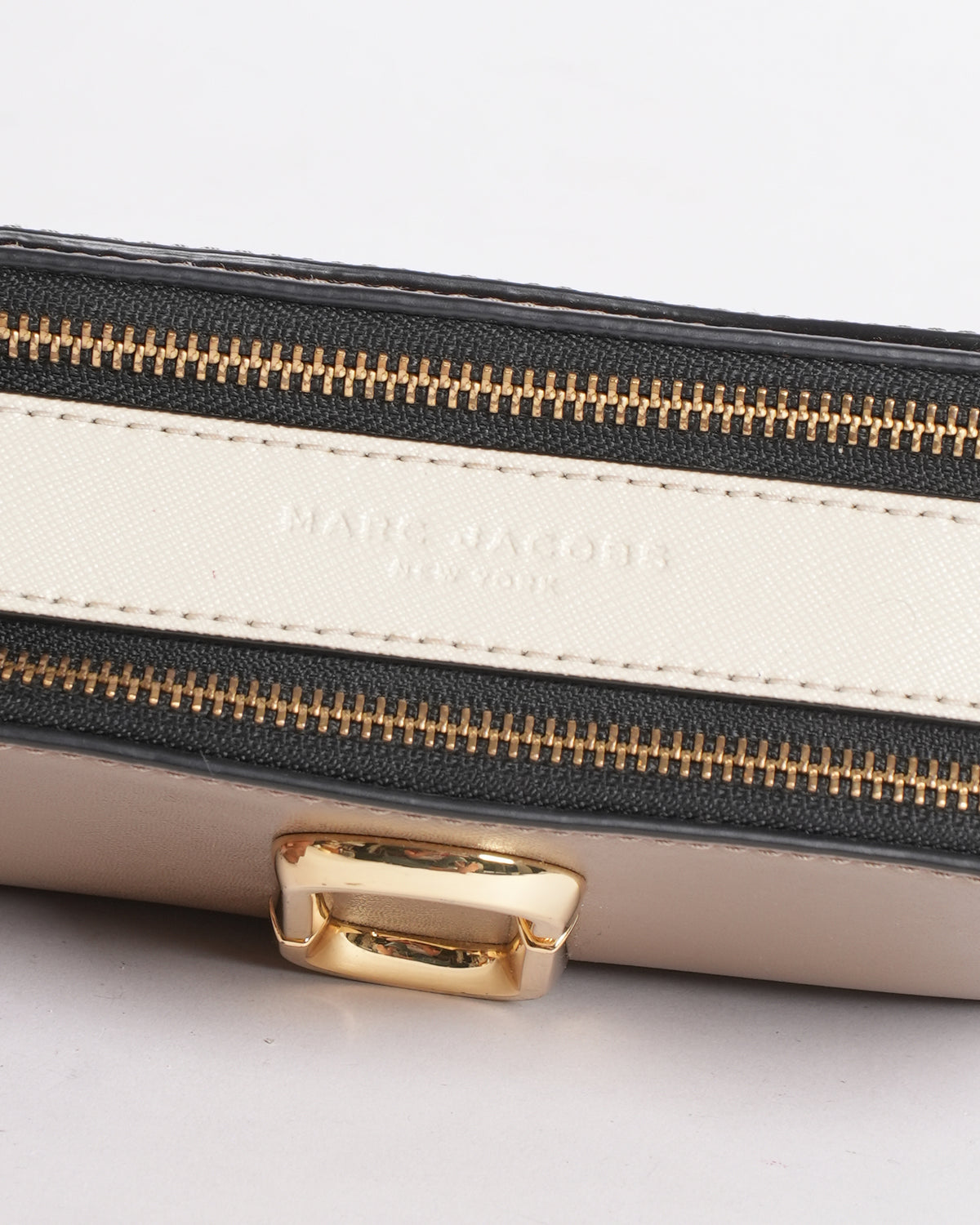 Marc jacobs snapshot camera crossbody bag