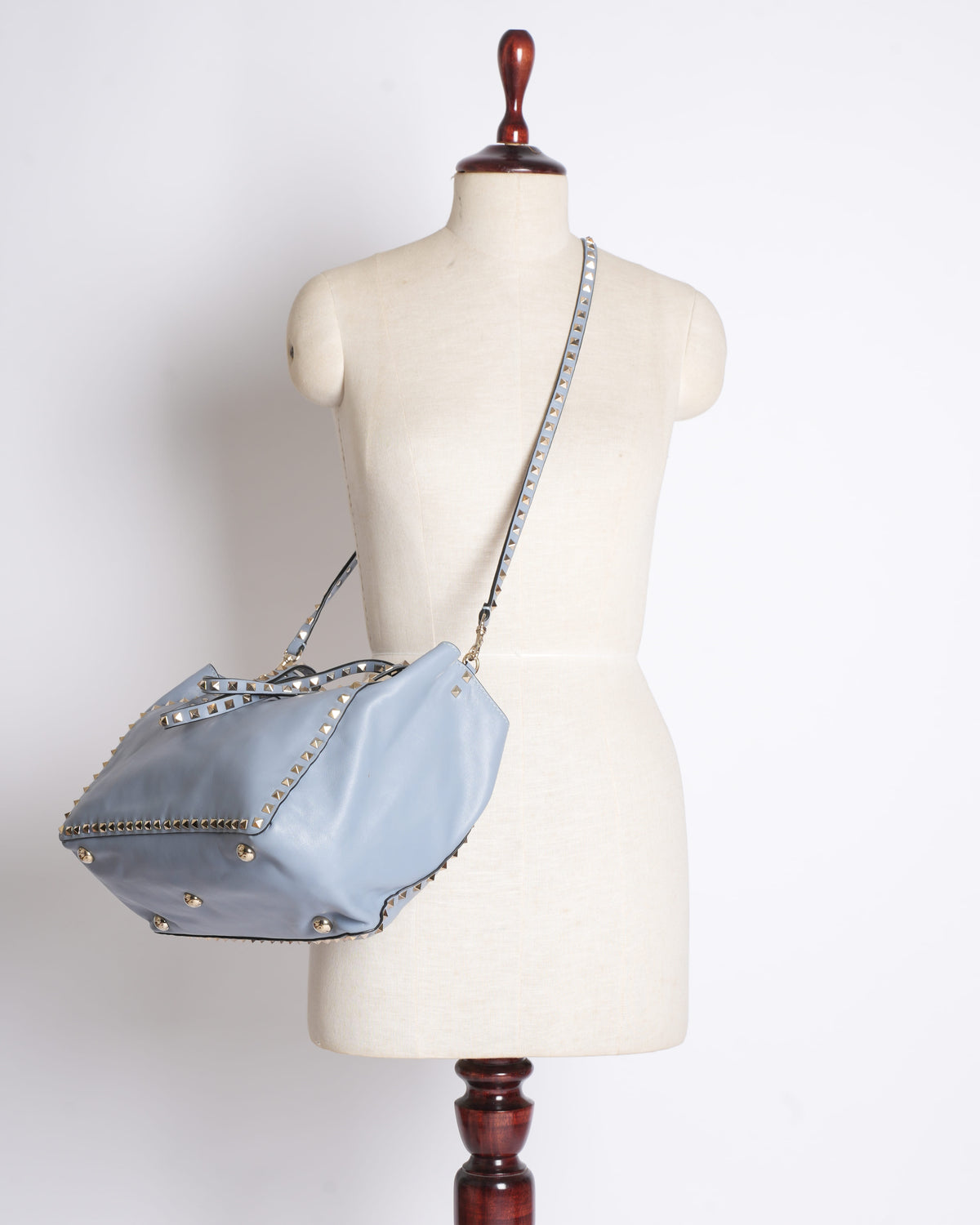 Valentino Rockstud Trapeze Medium Leather Shoulder Bag