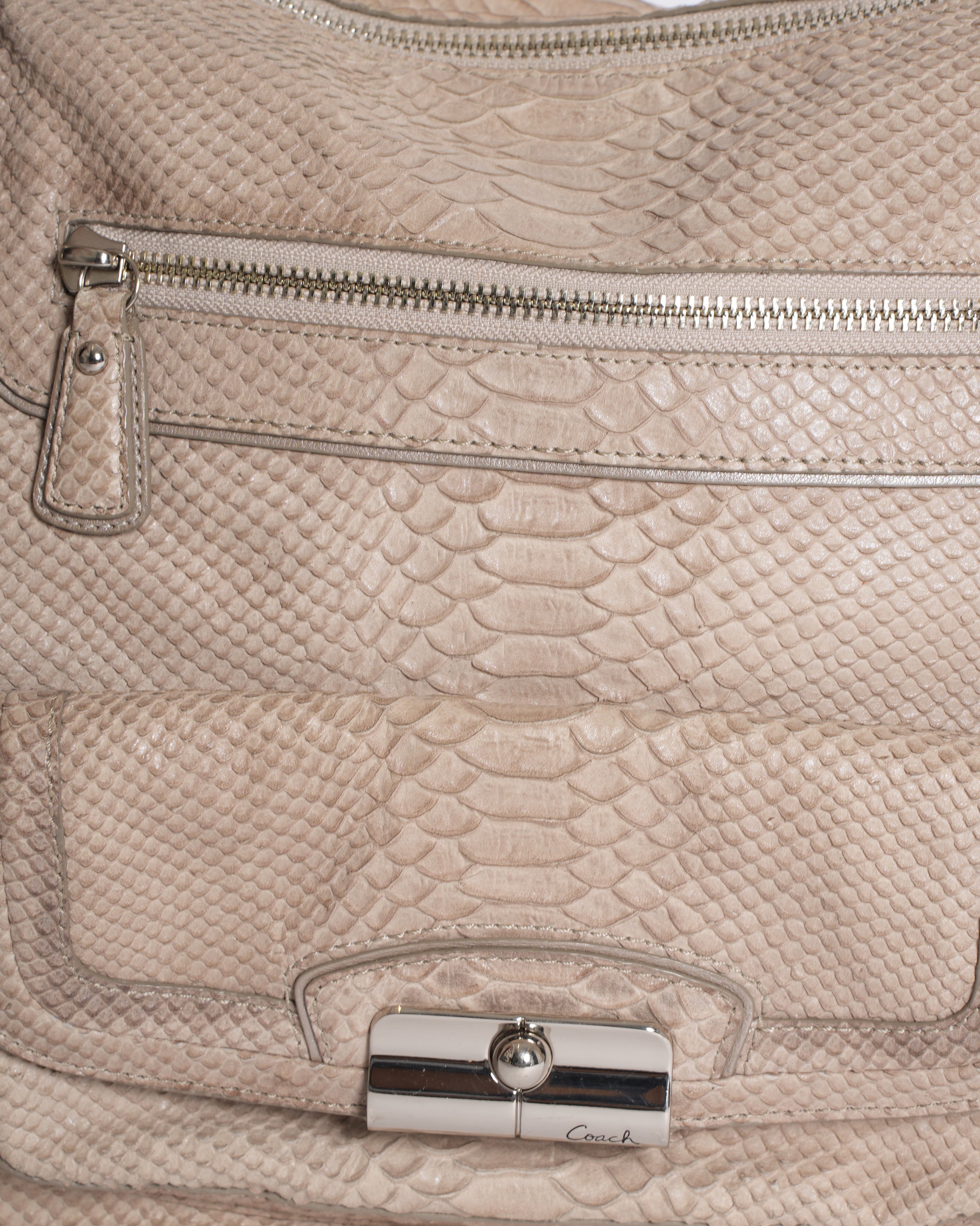 Coach Crocodile Embossed WHite Lether Shoulder Bag