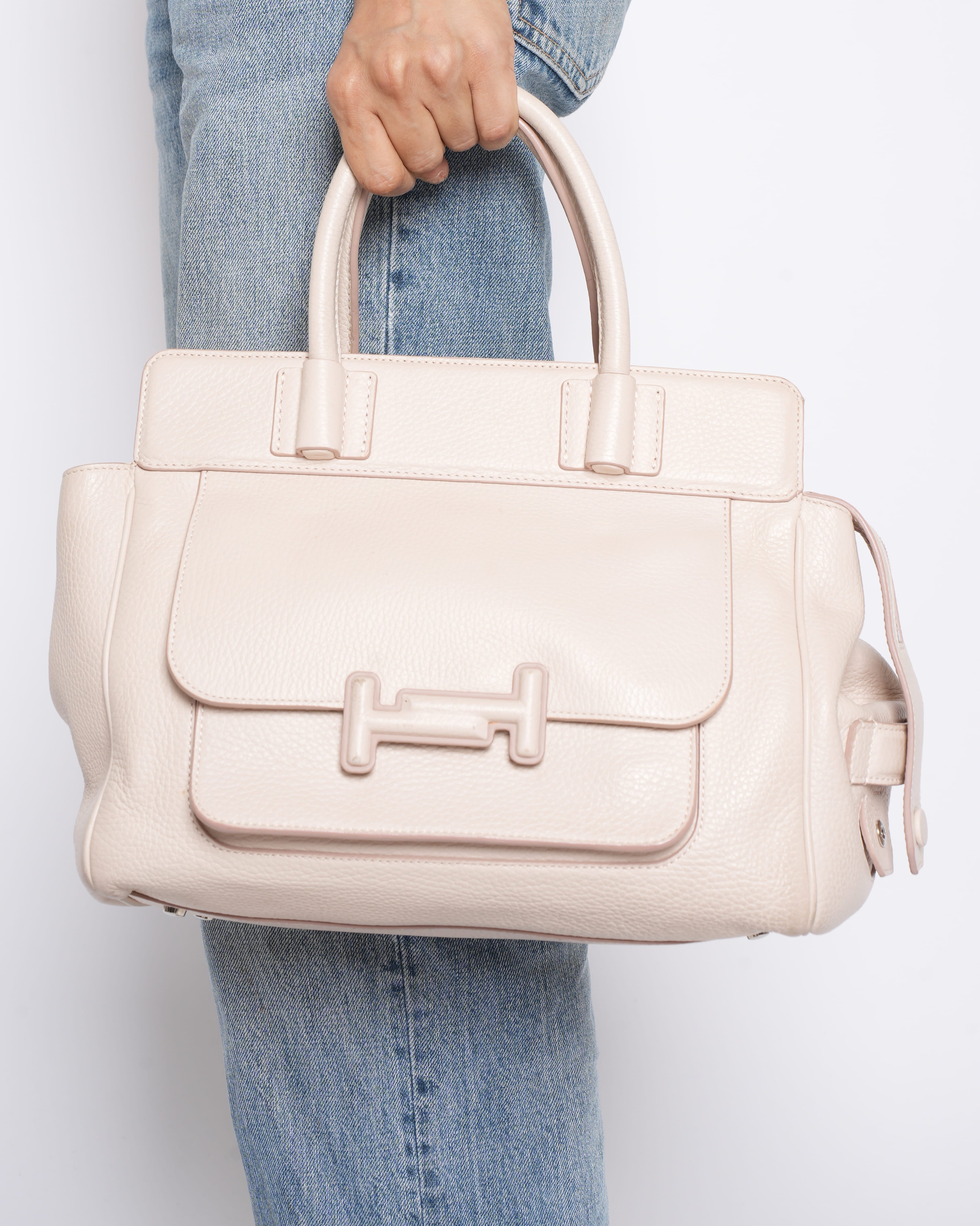 Tod’s Double T Leather Shoulder Bag