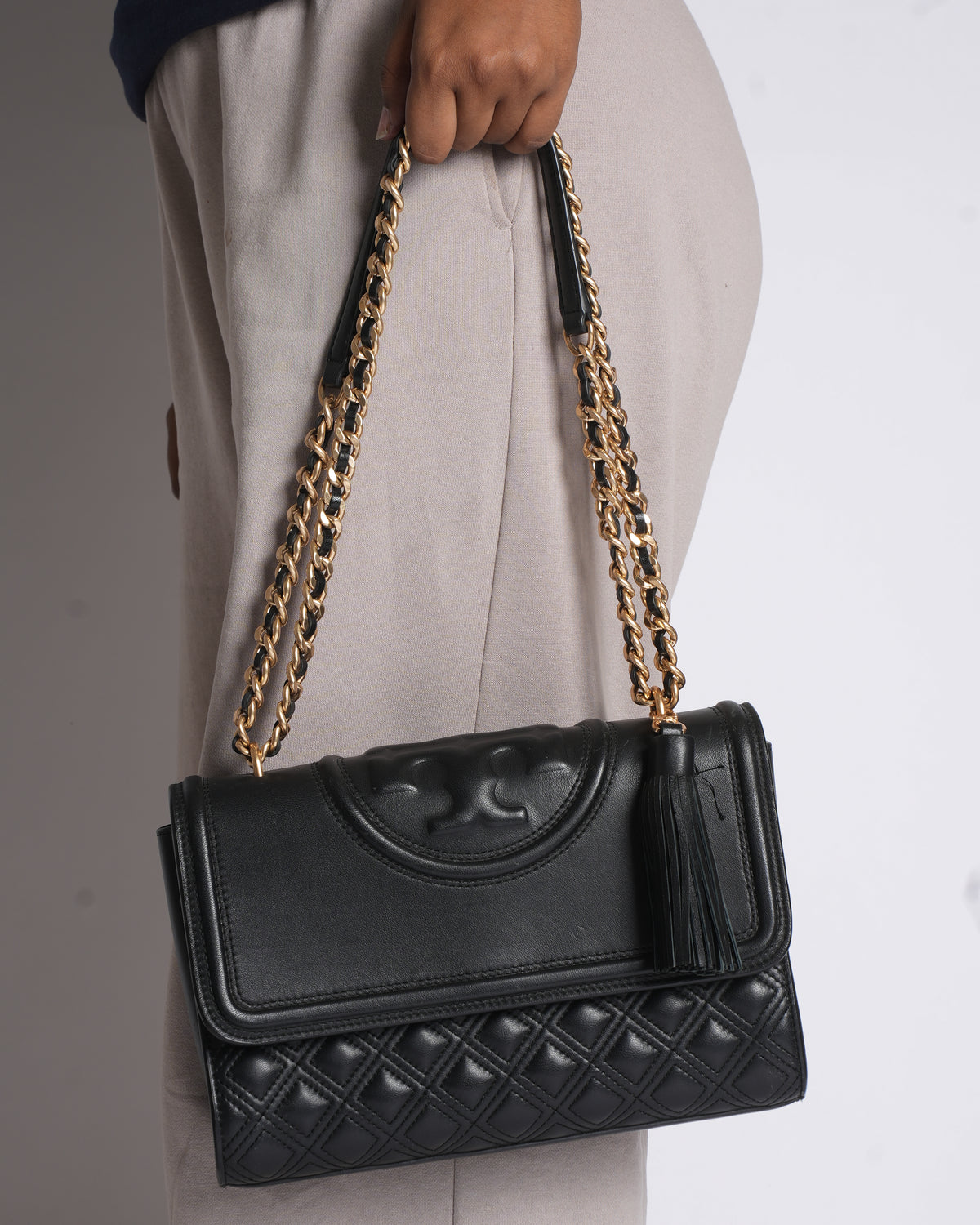 Tory Burch Fleming Convertible Shoulder Bag In Black