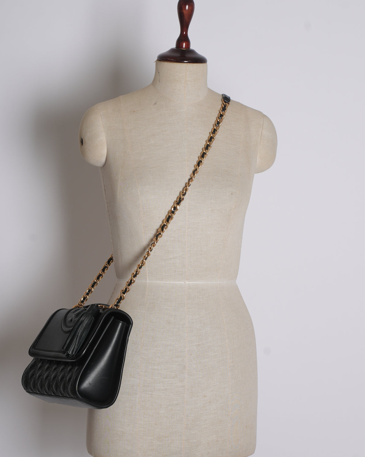 Tory Burch Fleming Convertible Shoulder Bag In Black