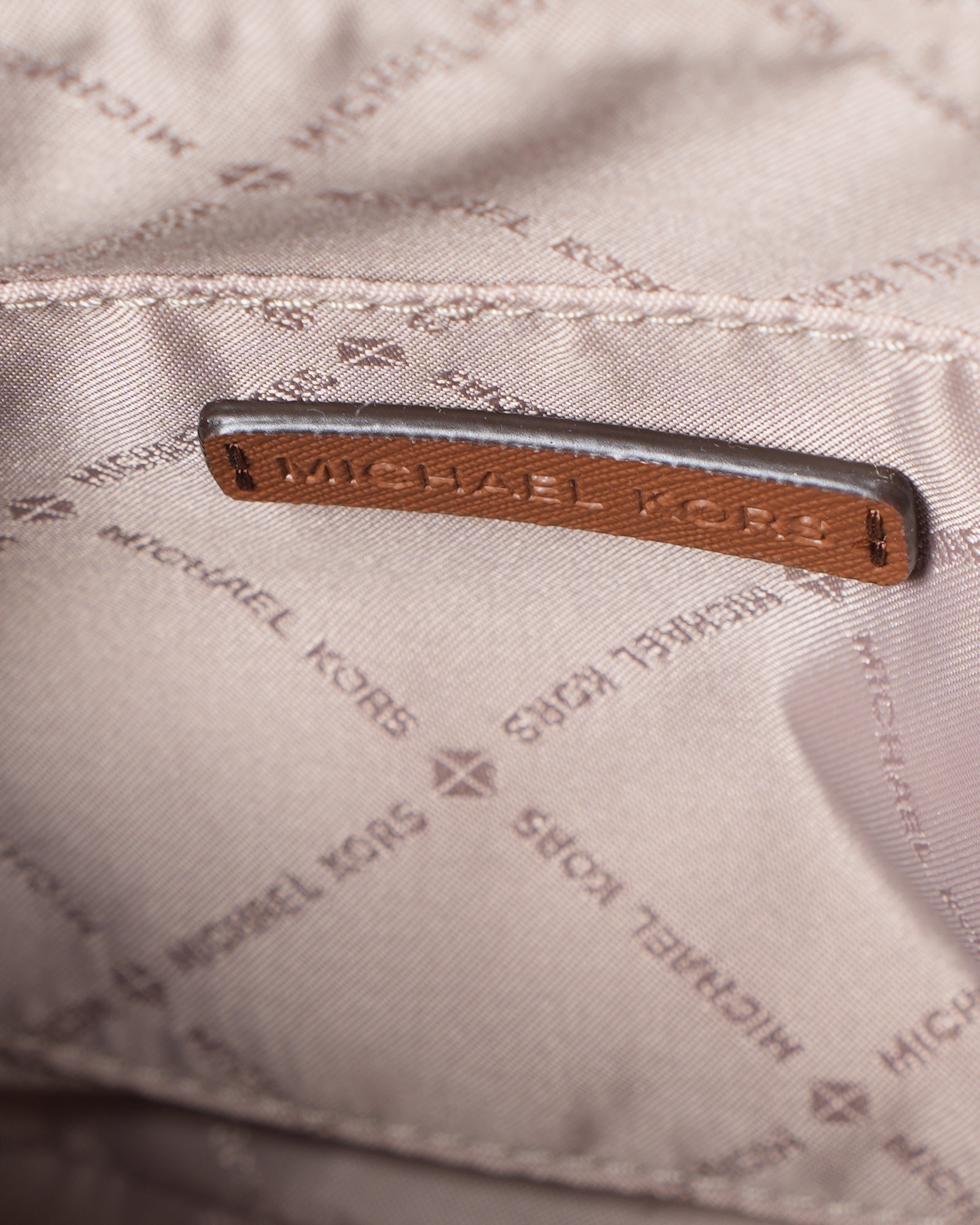 New Michael Kors MD Dome Crossbody