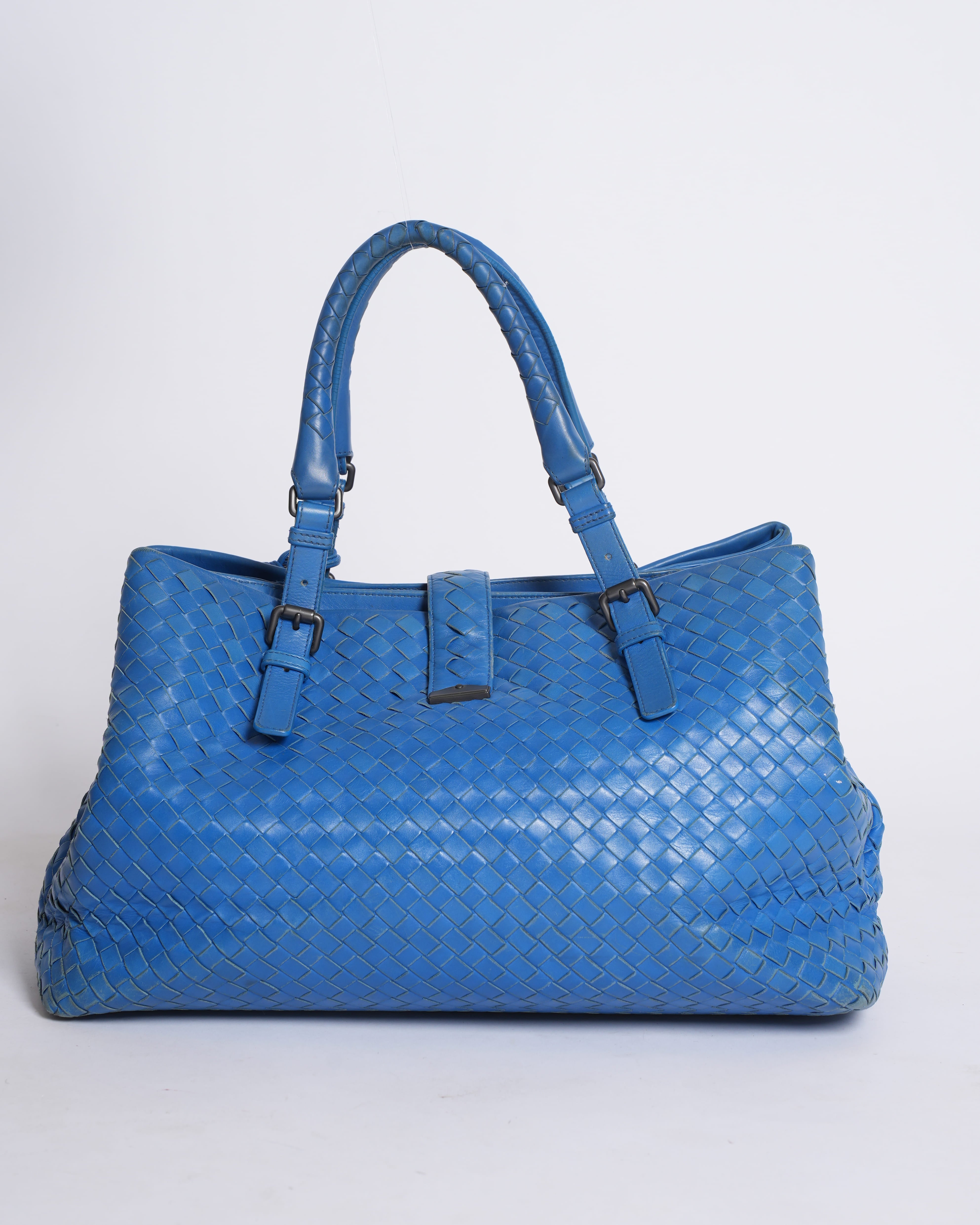 Bottega Veneta Intrecciato Medium Roma Bag