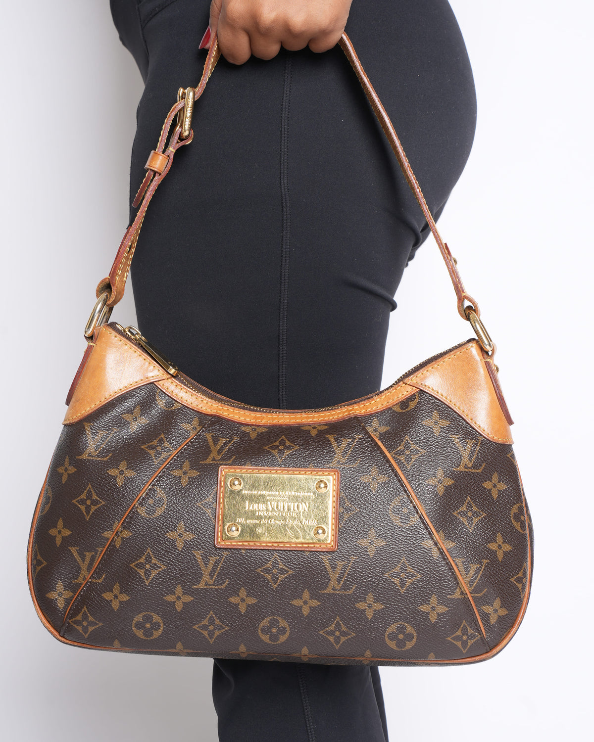 Louis Vuitton Monogram Canvas Thames PM Bag