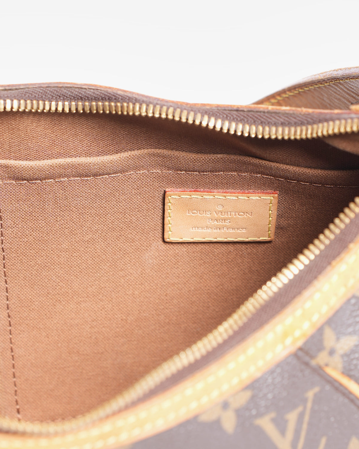 Louis Vuitton Monogram Canvas Thames PM Bag