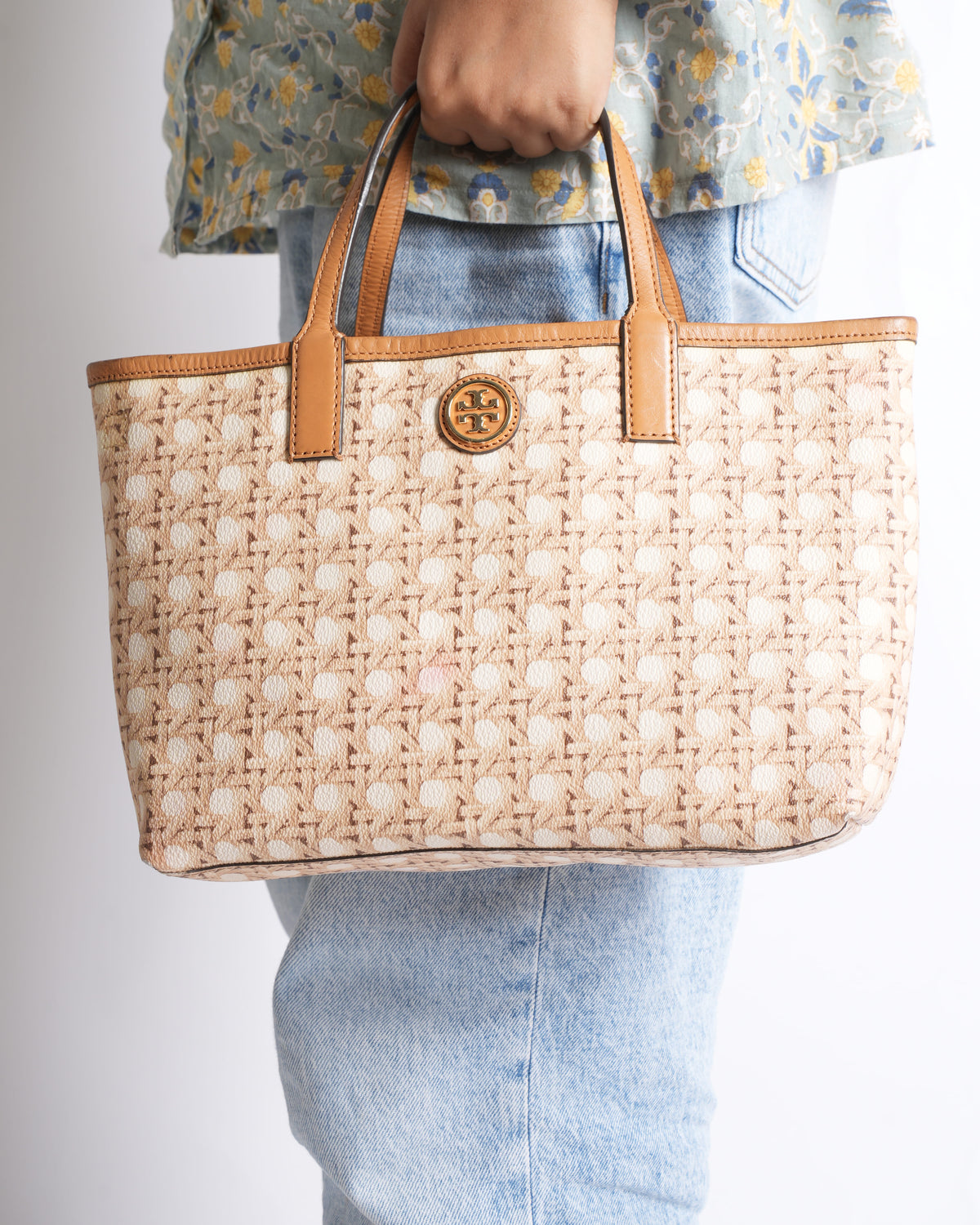 Tory burch ever ready zip tote bag