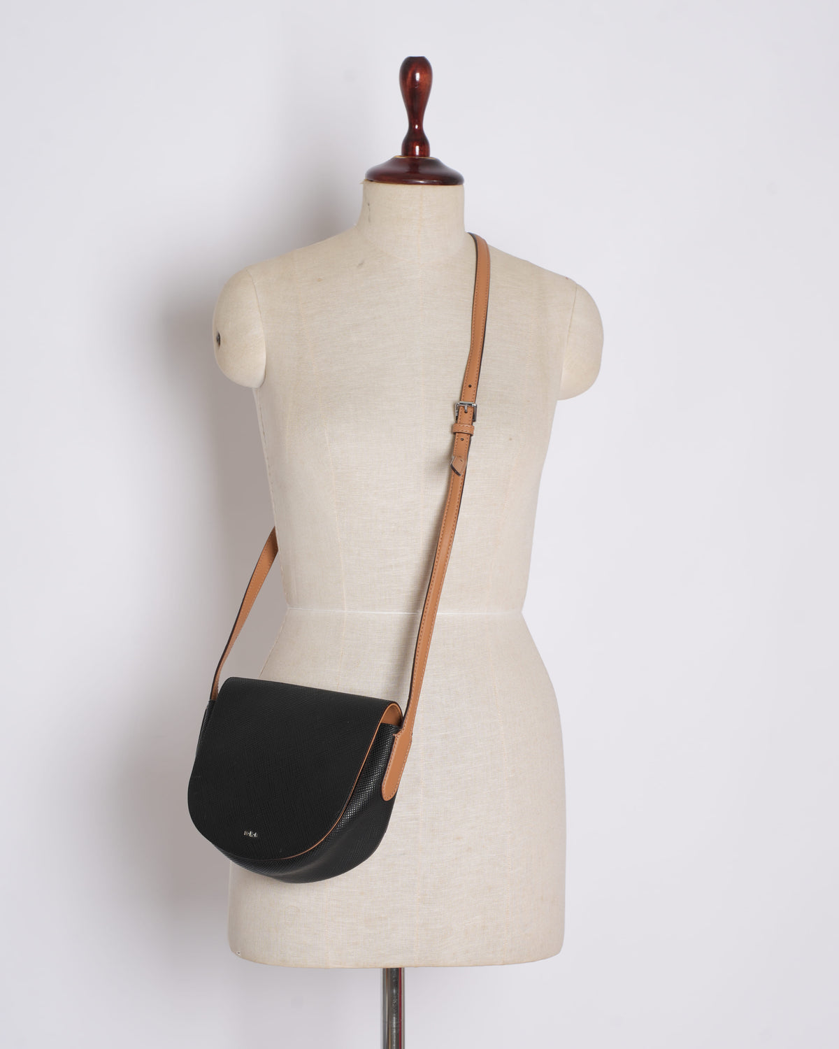 Ralph lauren black flap tanzania crossbody bag