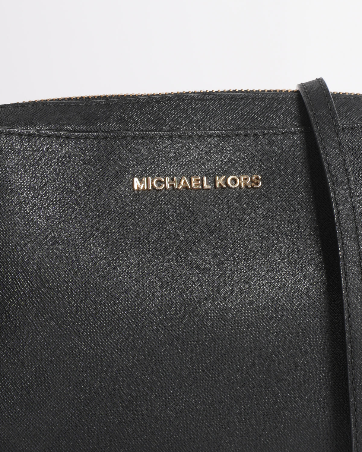Michael Kors Solid Jet Set Crossbody in Black