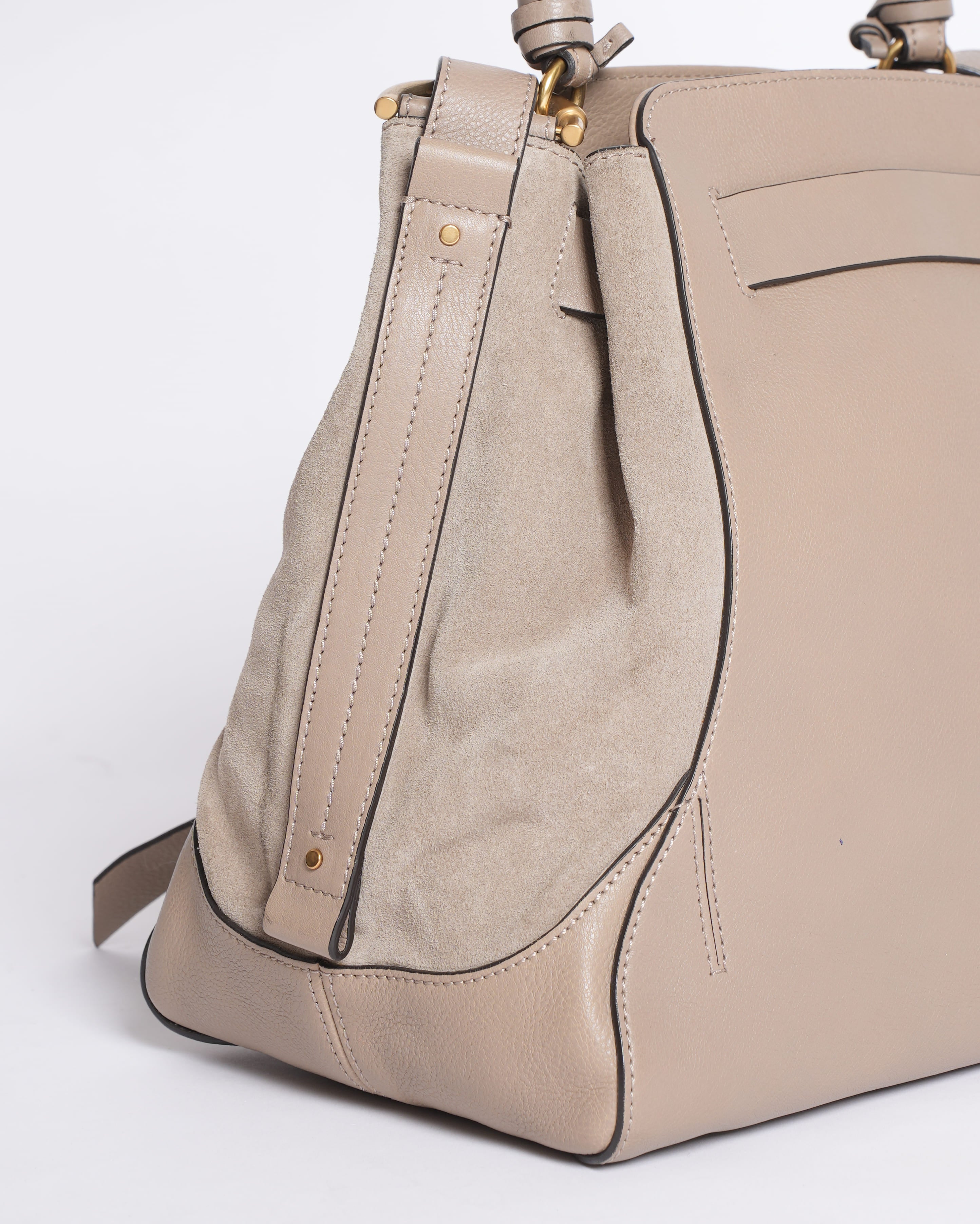 Chloé Qwen Bucket Leather Shoulder Bag