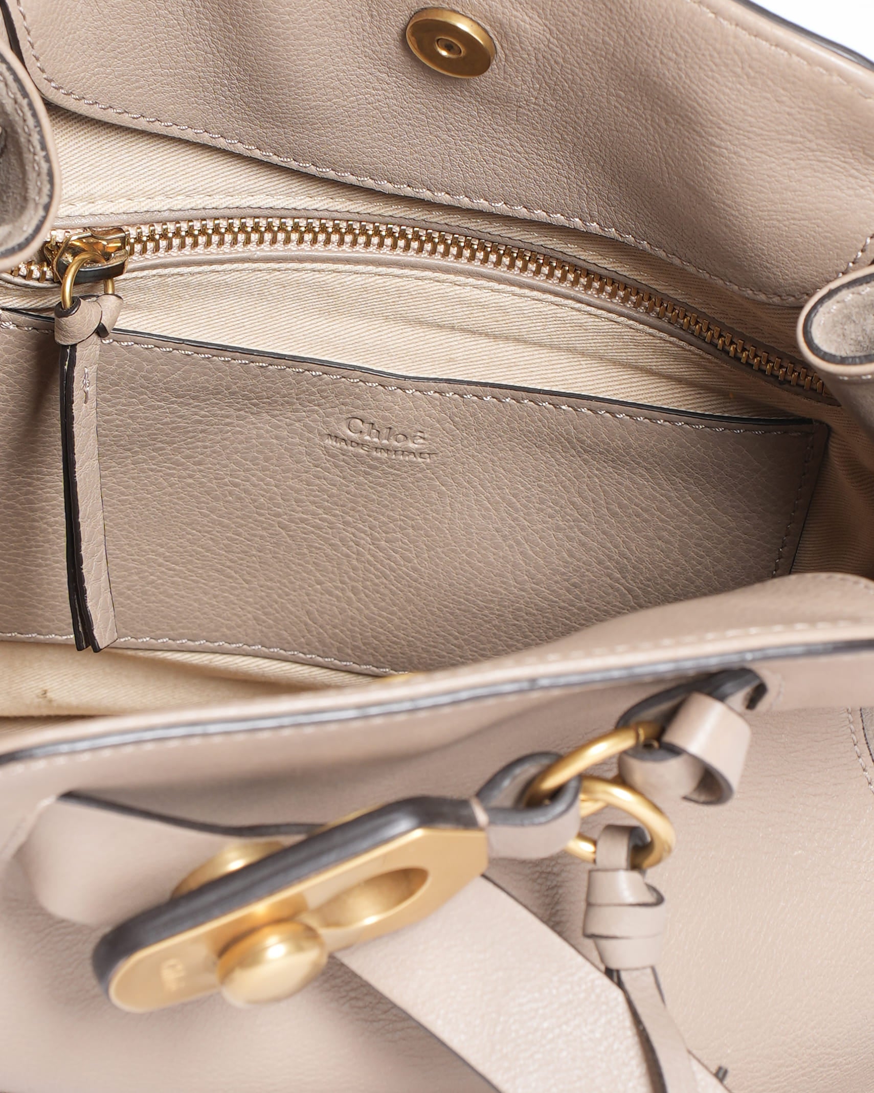 Chloé Qwen Bucket Leather Shoulder Bag