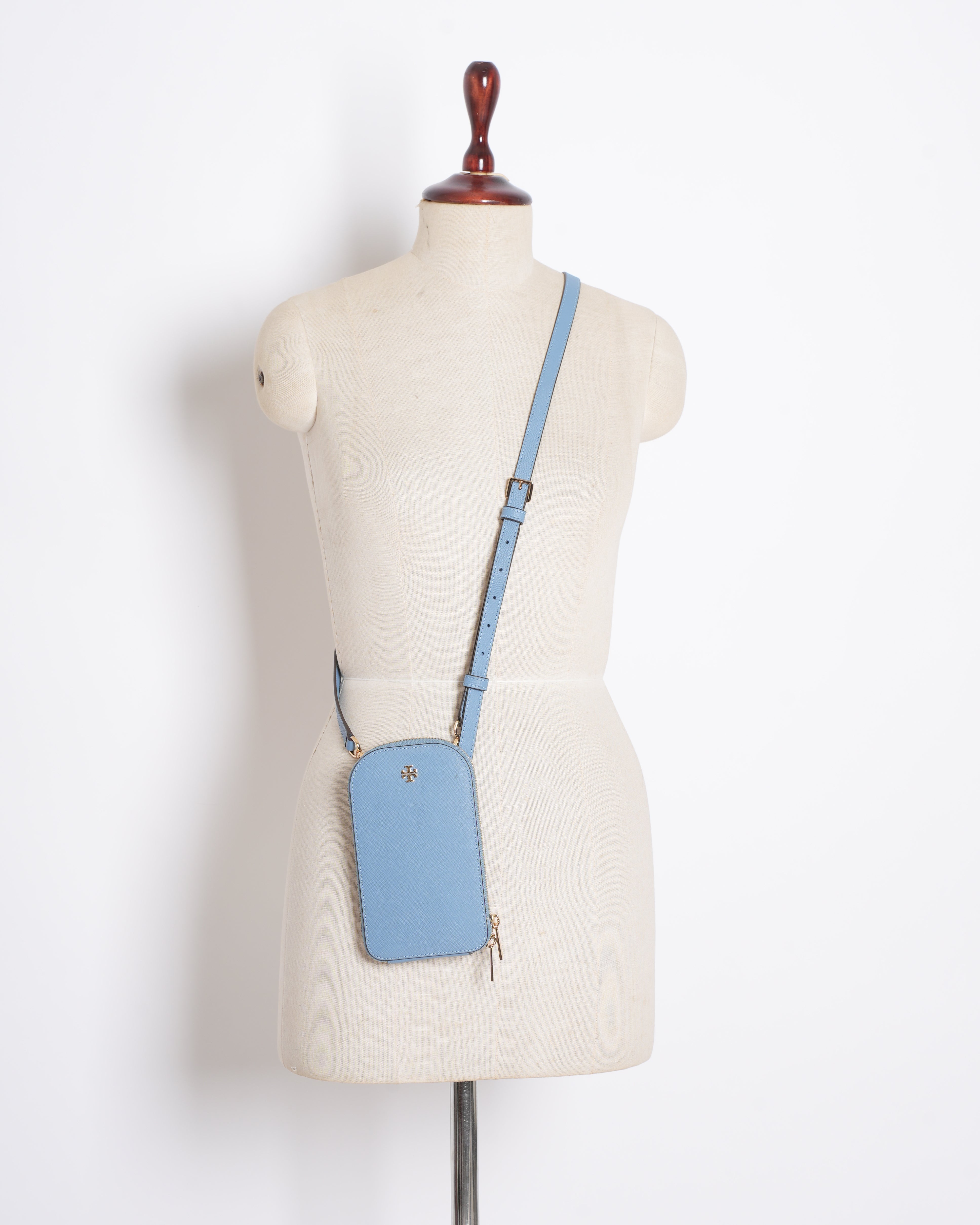 Tory Burch Emerson Phone Crossbody in leather