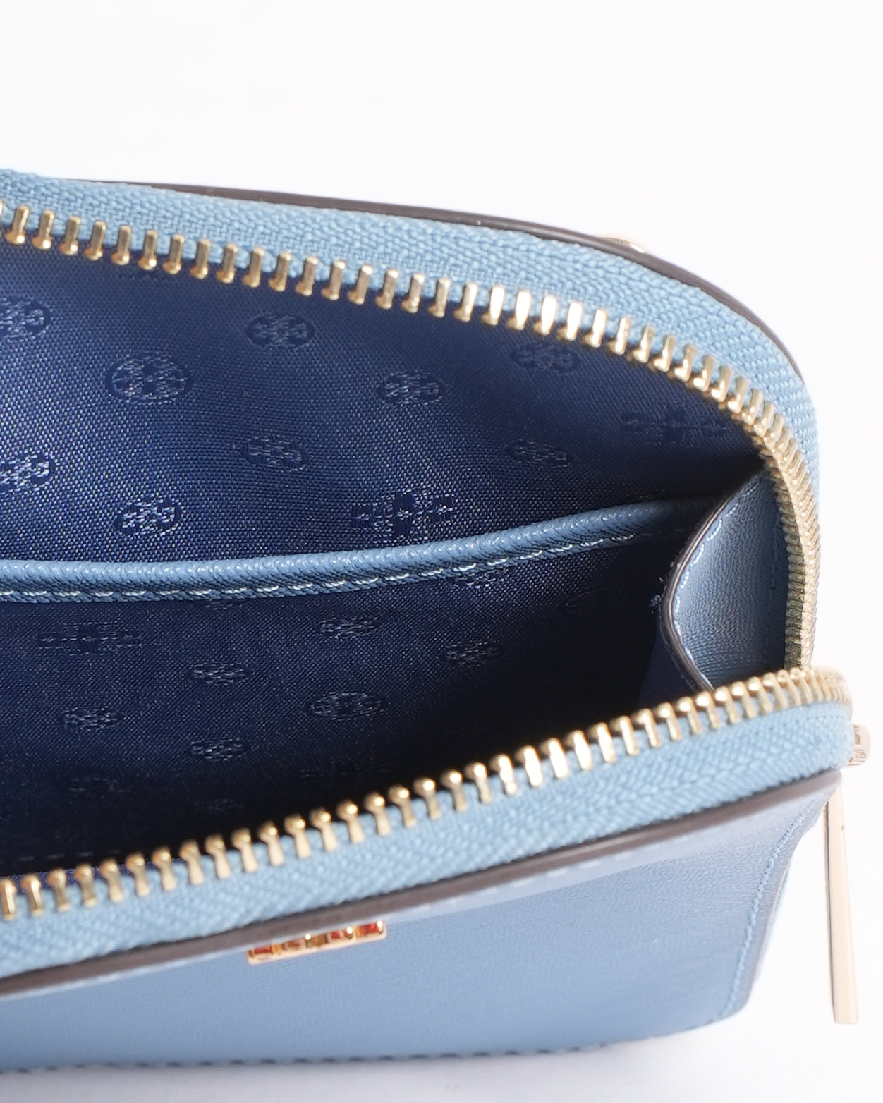 Tory Burch Emerson Phone Crossbody in leather