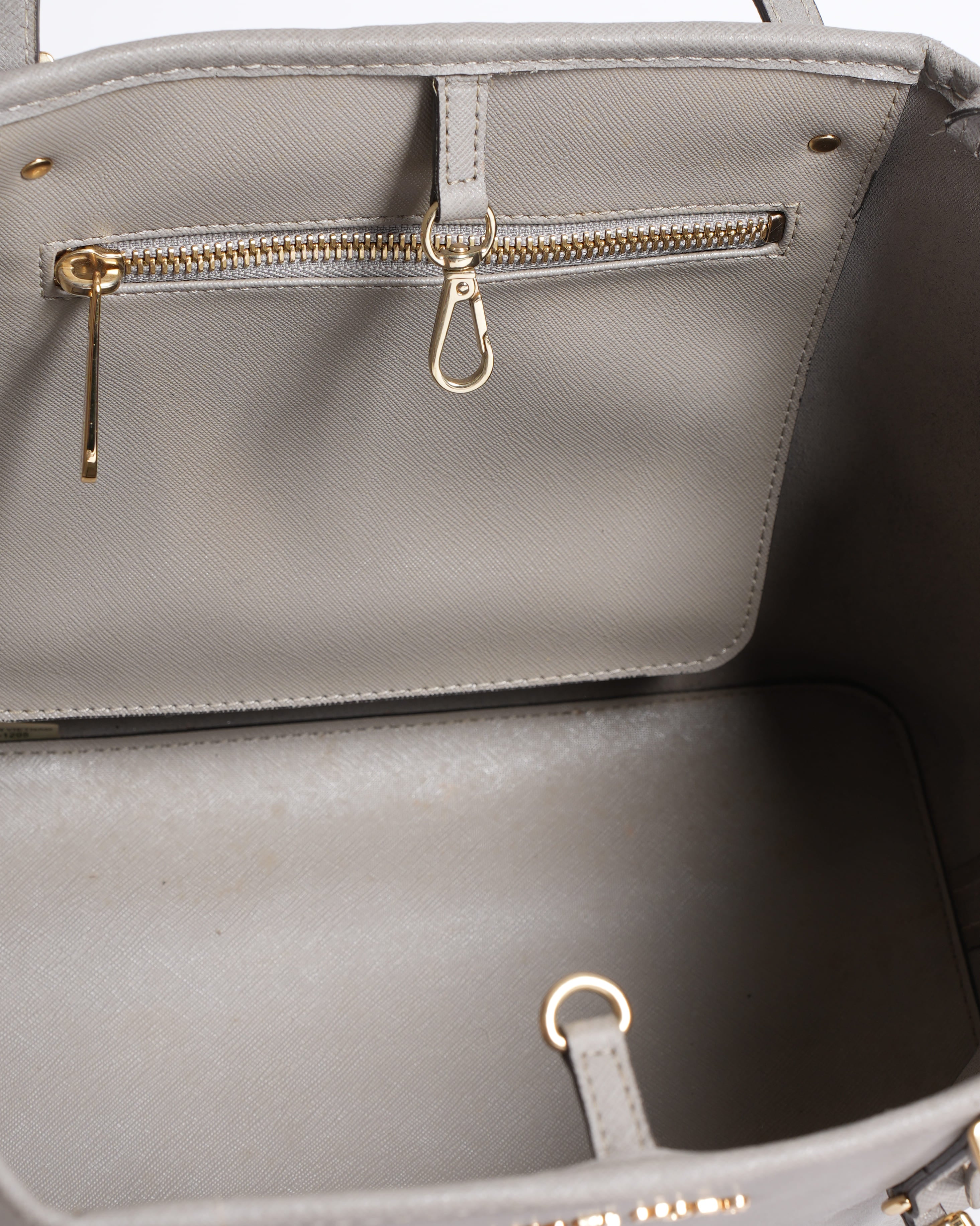 Michael Kors Tote in Grey