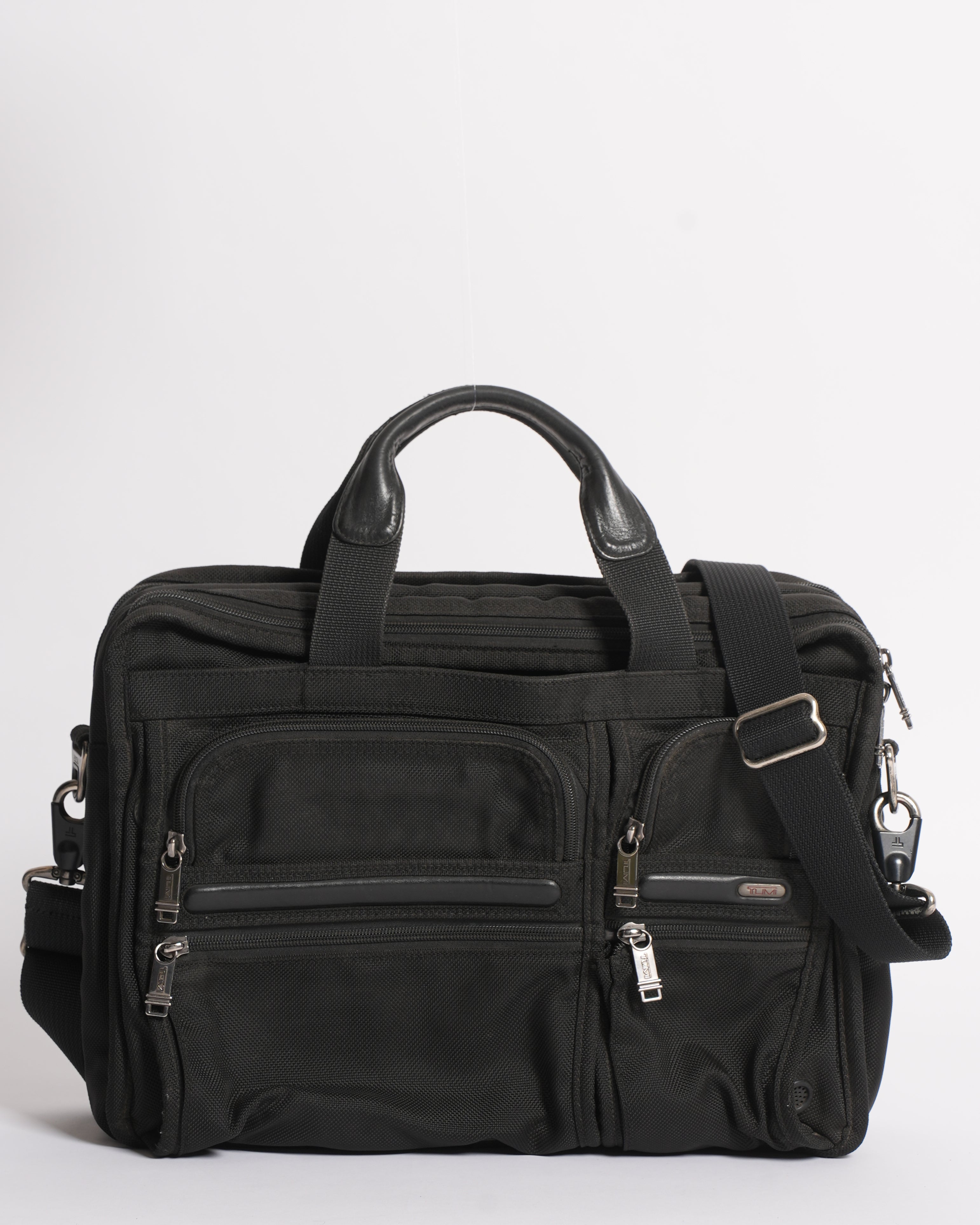 Tumi Alpha Sling Portfolio Briefcase Laptop Messenger Bag Black