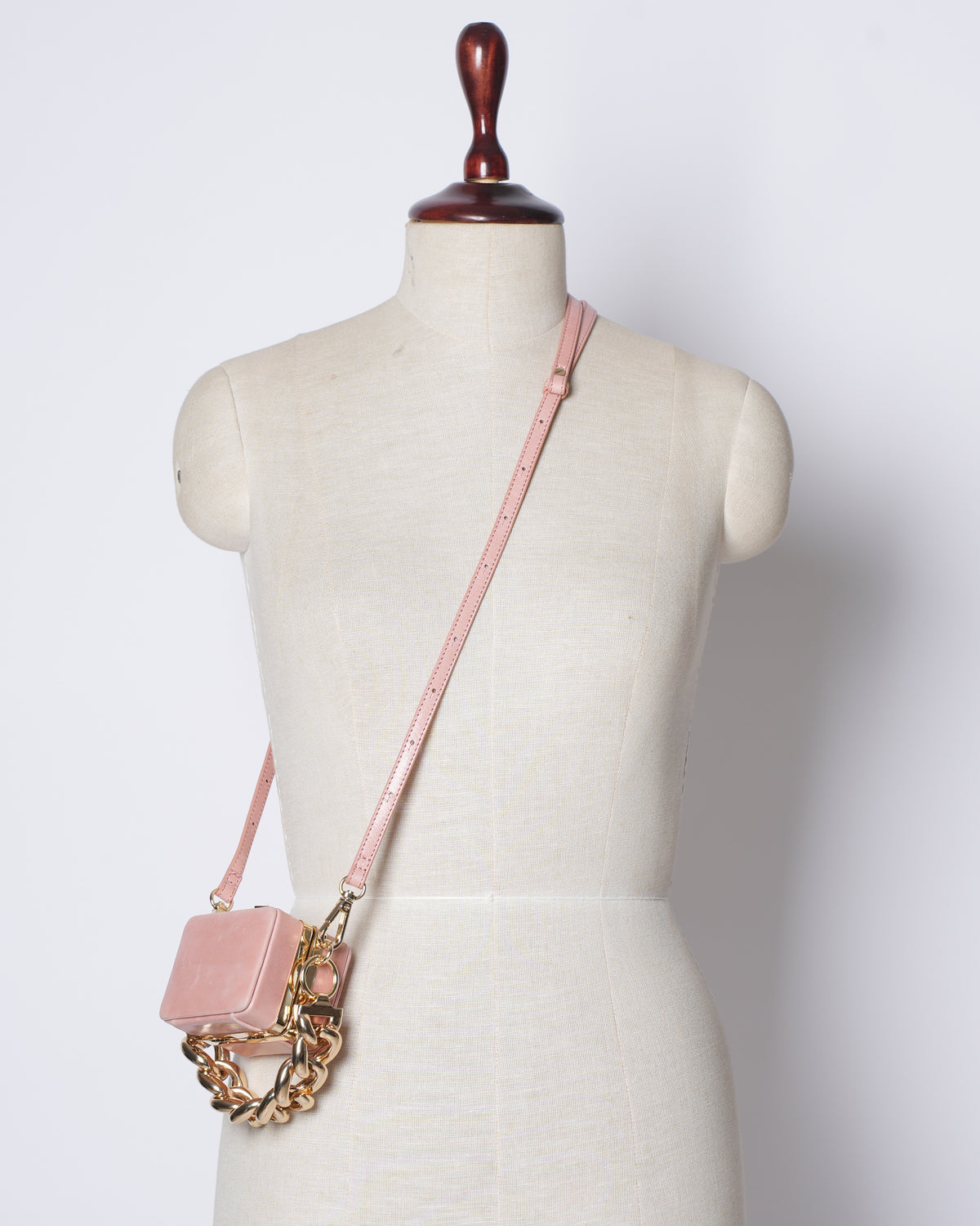 16Arlington Ralphie Mini In Pink Crossbody