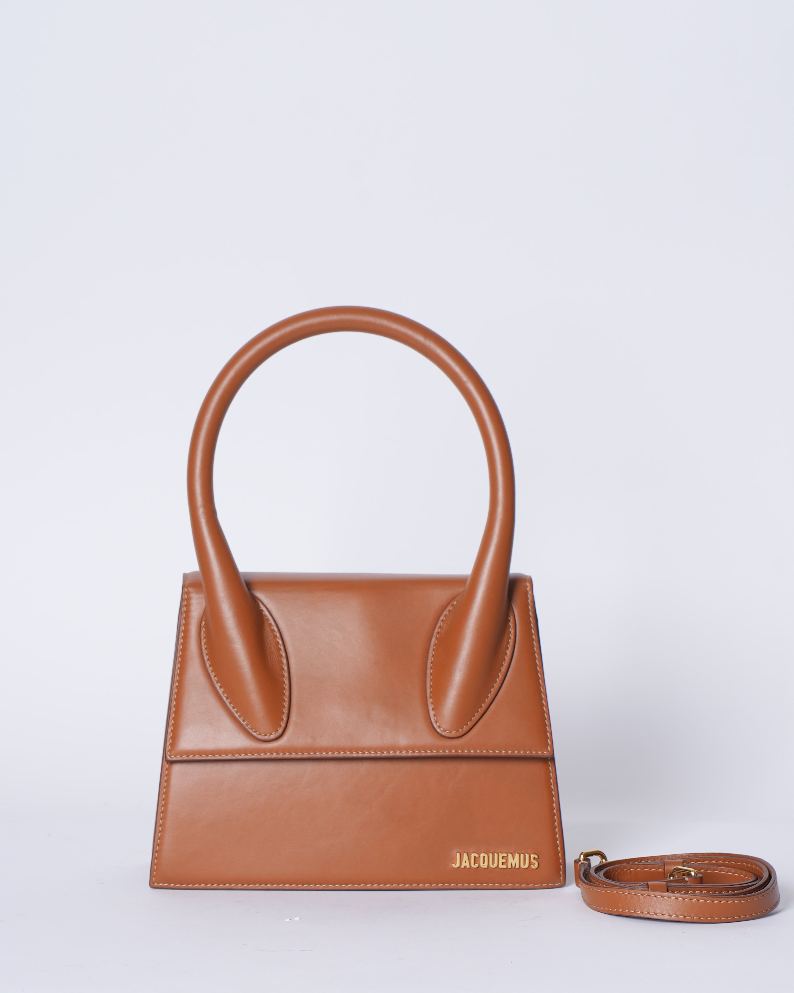 Jacquemus le grand chiquito bag