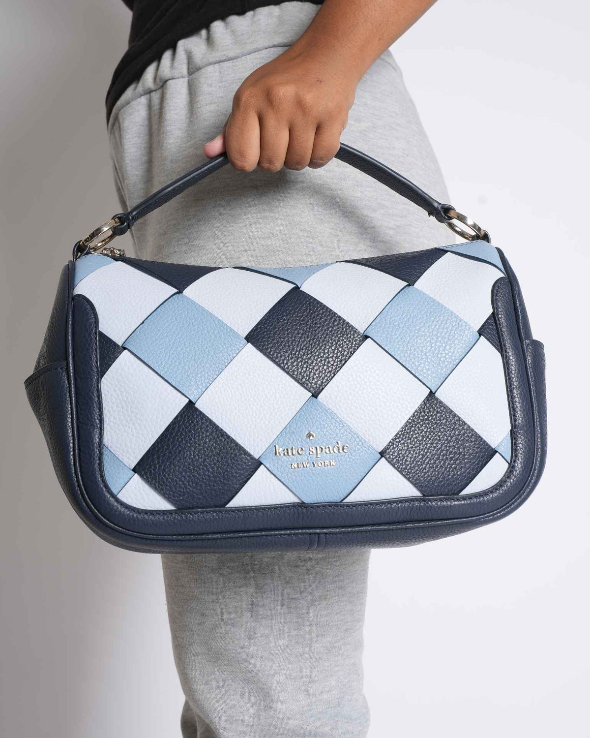 New  Kate Spade Smoosh Crossbody Bag in the Shades of Blue