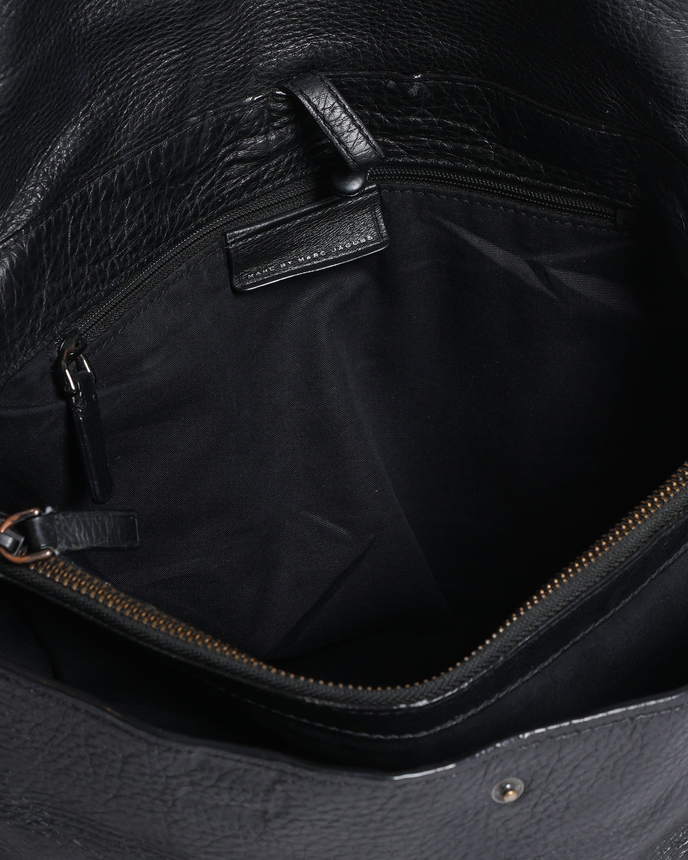 Marc Jacobs Classic Q Leather Crossbody Bag