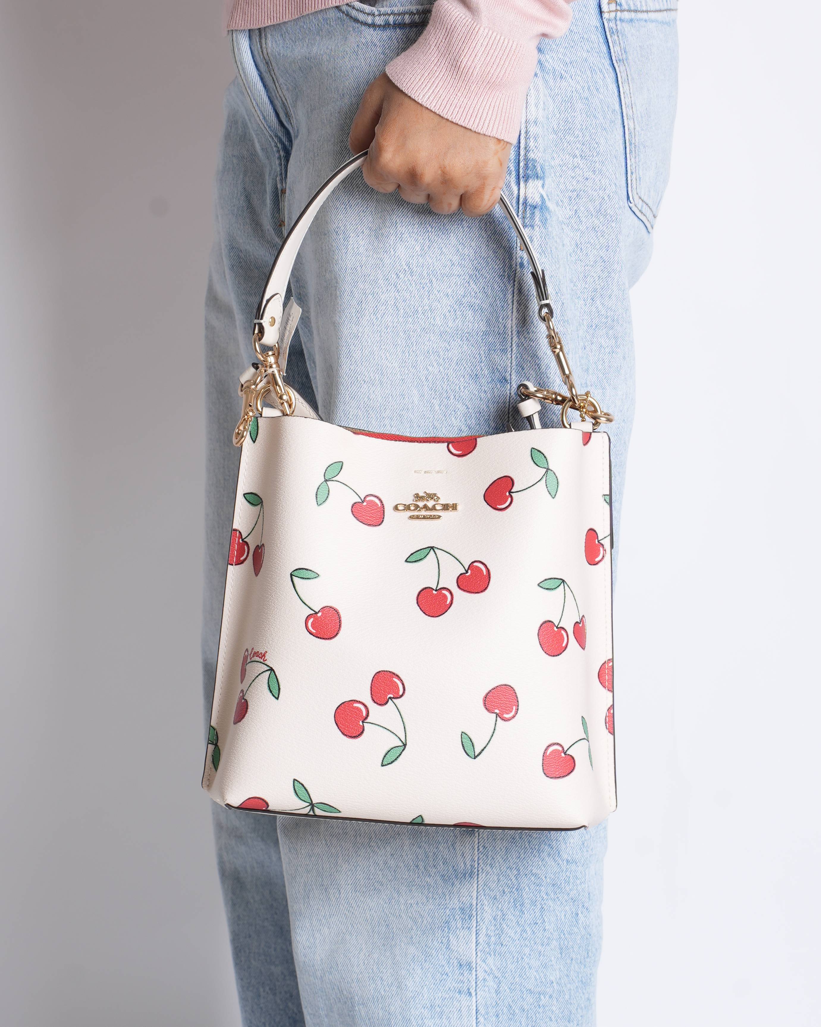 New Coach Cherry Printed Mollie 22 Bucket Bag