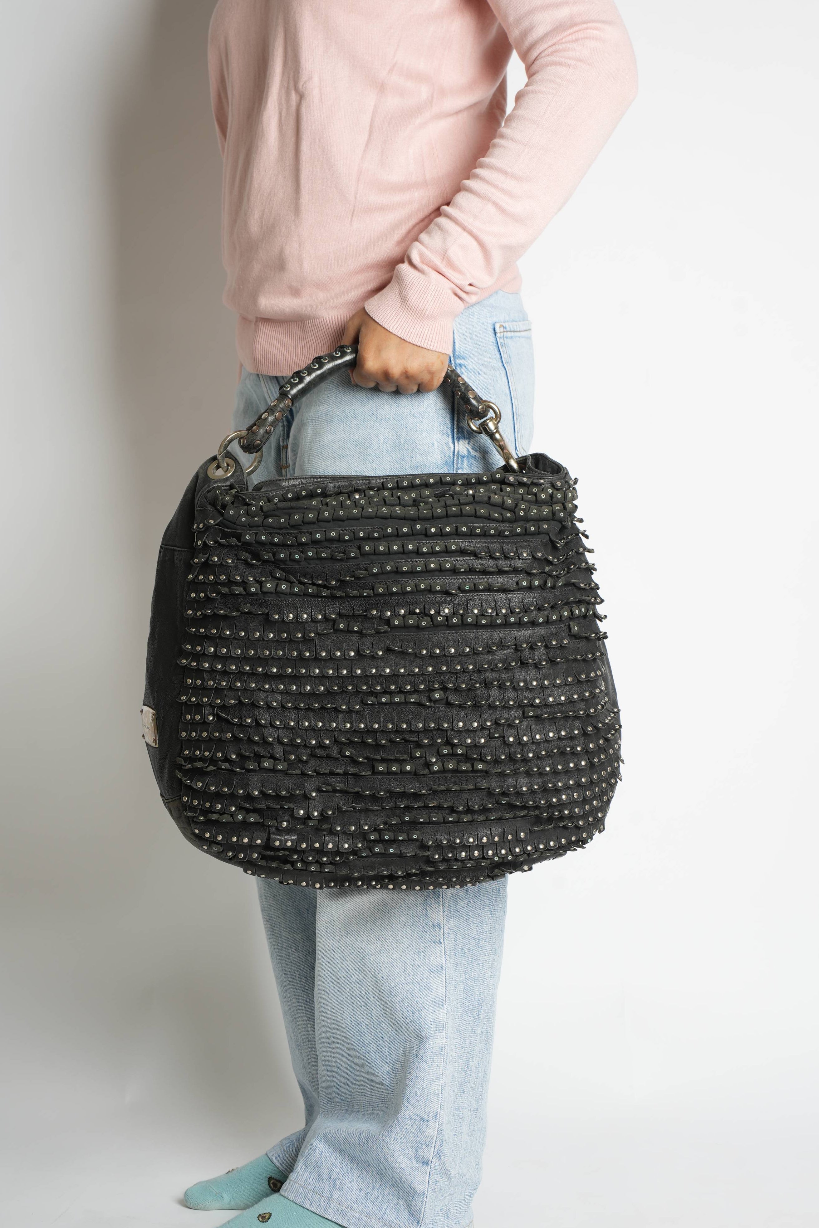 Jimmy choo sky large studded shoulder bag in black