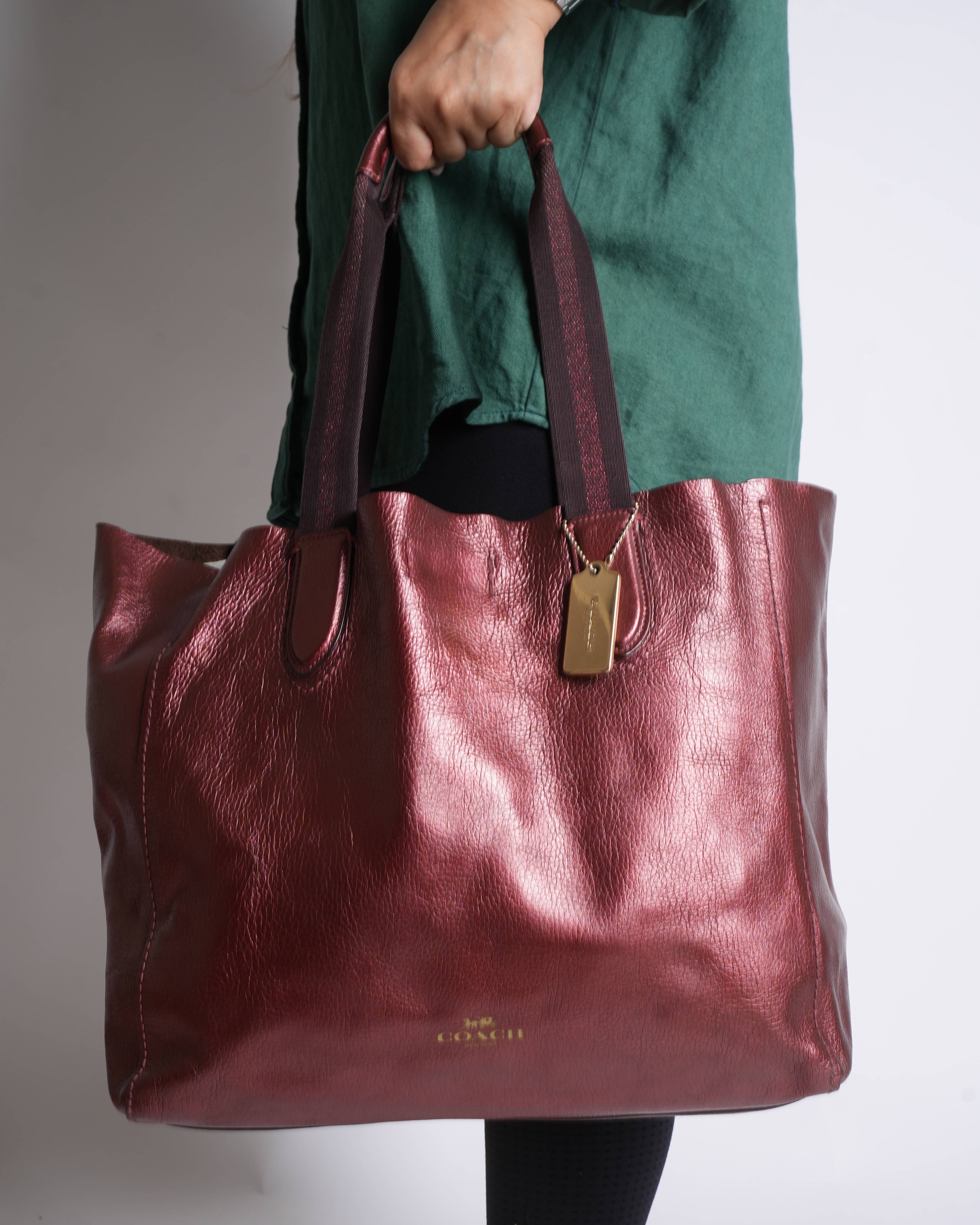 Coach Metallic Wine Derby tote bag