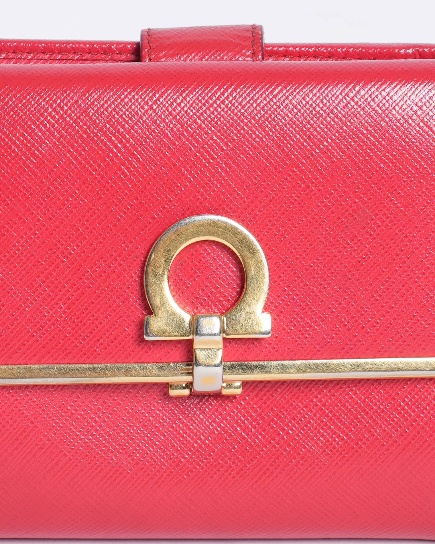 Salvatore ferragamo leather wallet in red