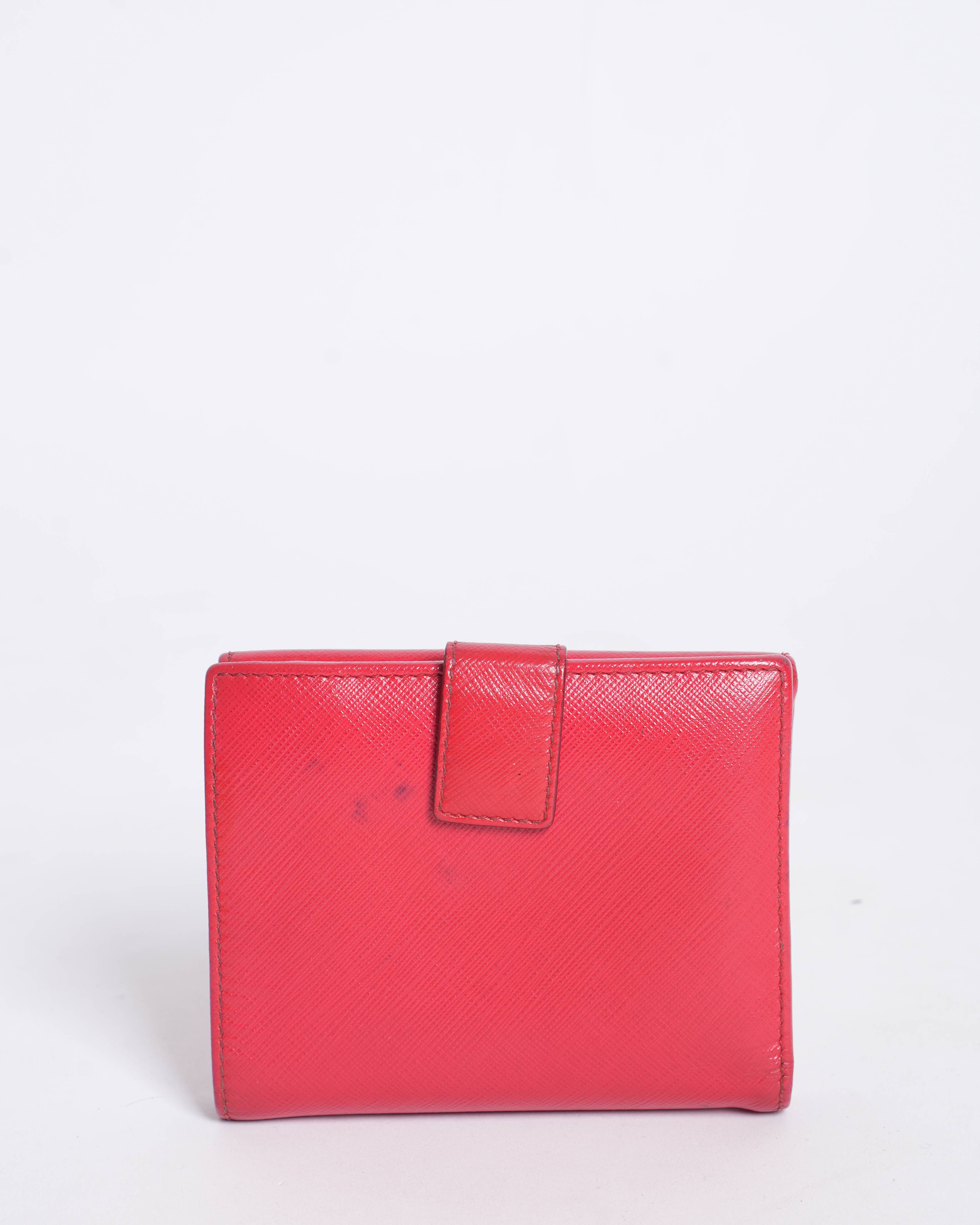 Salvatore ferragamo leather wallet in red