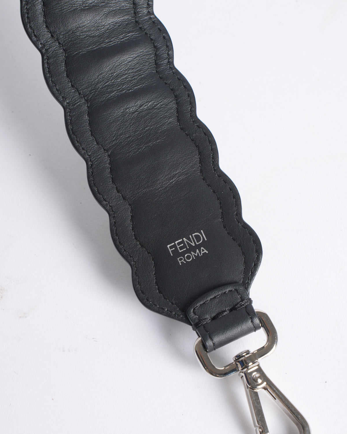 Fendi Faux Pearl Detachable Shoulder Embellished Belt