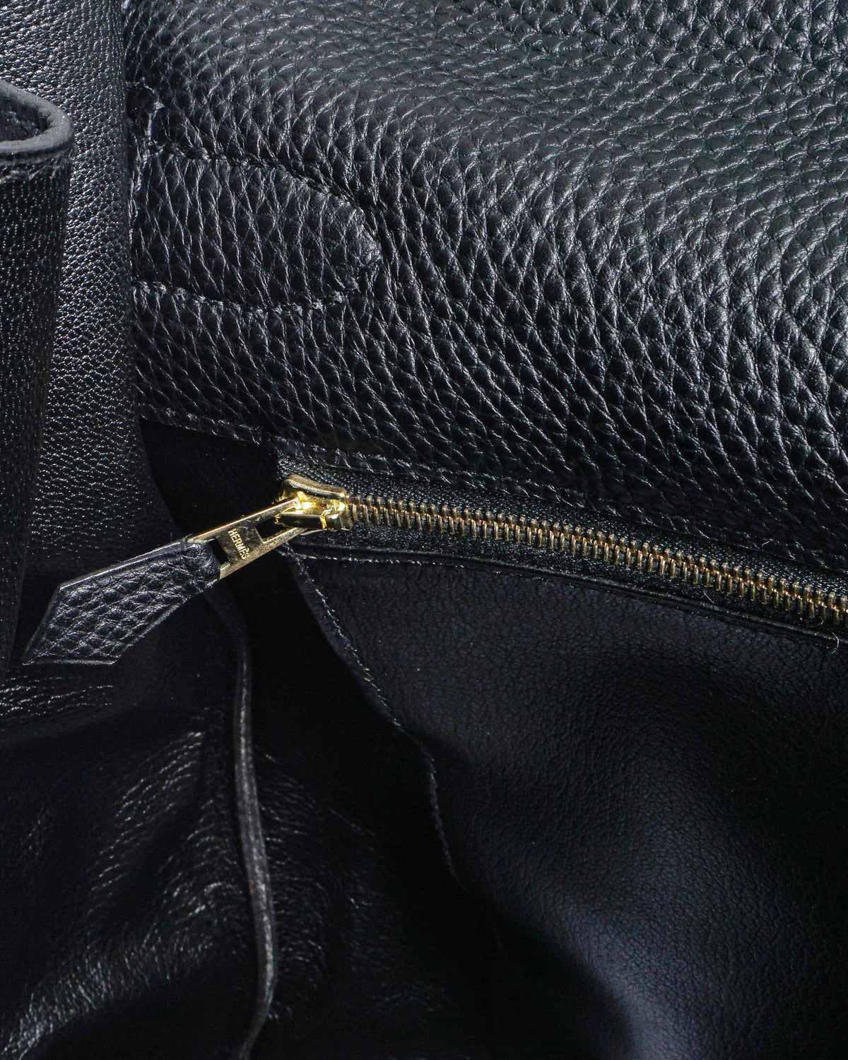 Hermès Kelly 42 Black Togo Leather Top Handle Bag